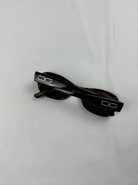 Black logo 2000s sunglasses