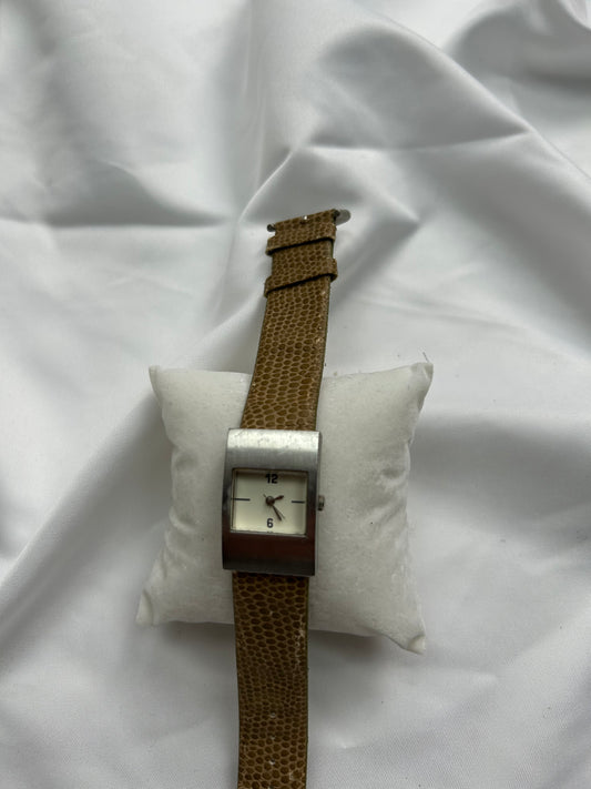 Vintage adjustable leather bracelet watch jewelry