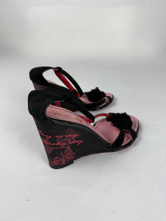 Black graphic wedge heels (37)