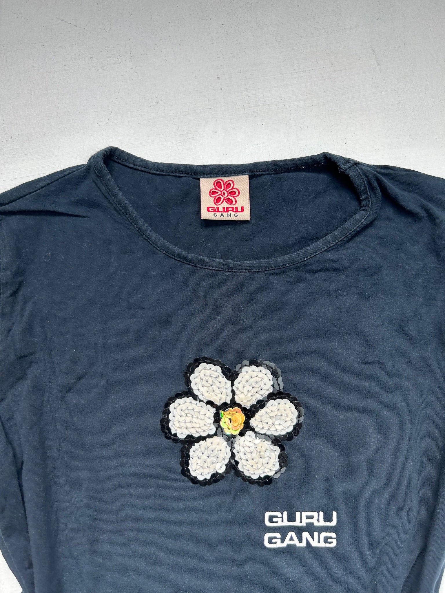 Black flower logo tee (S)