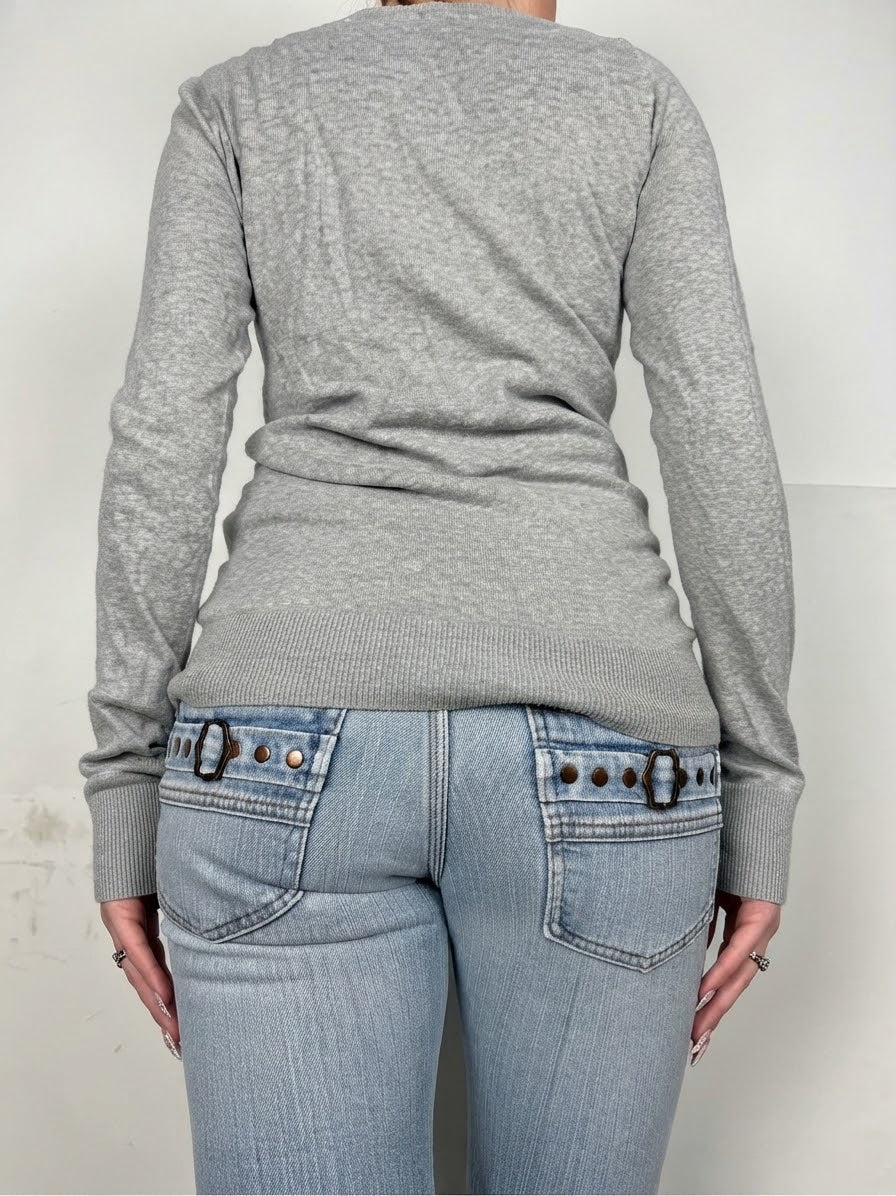 Grey V neck jumper (M)