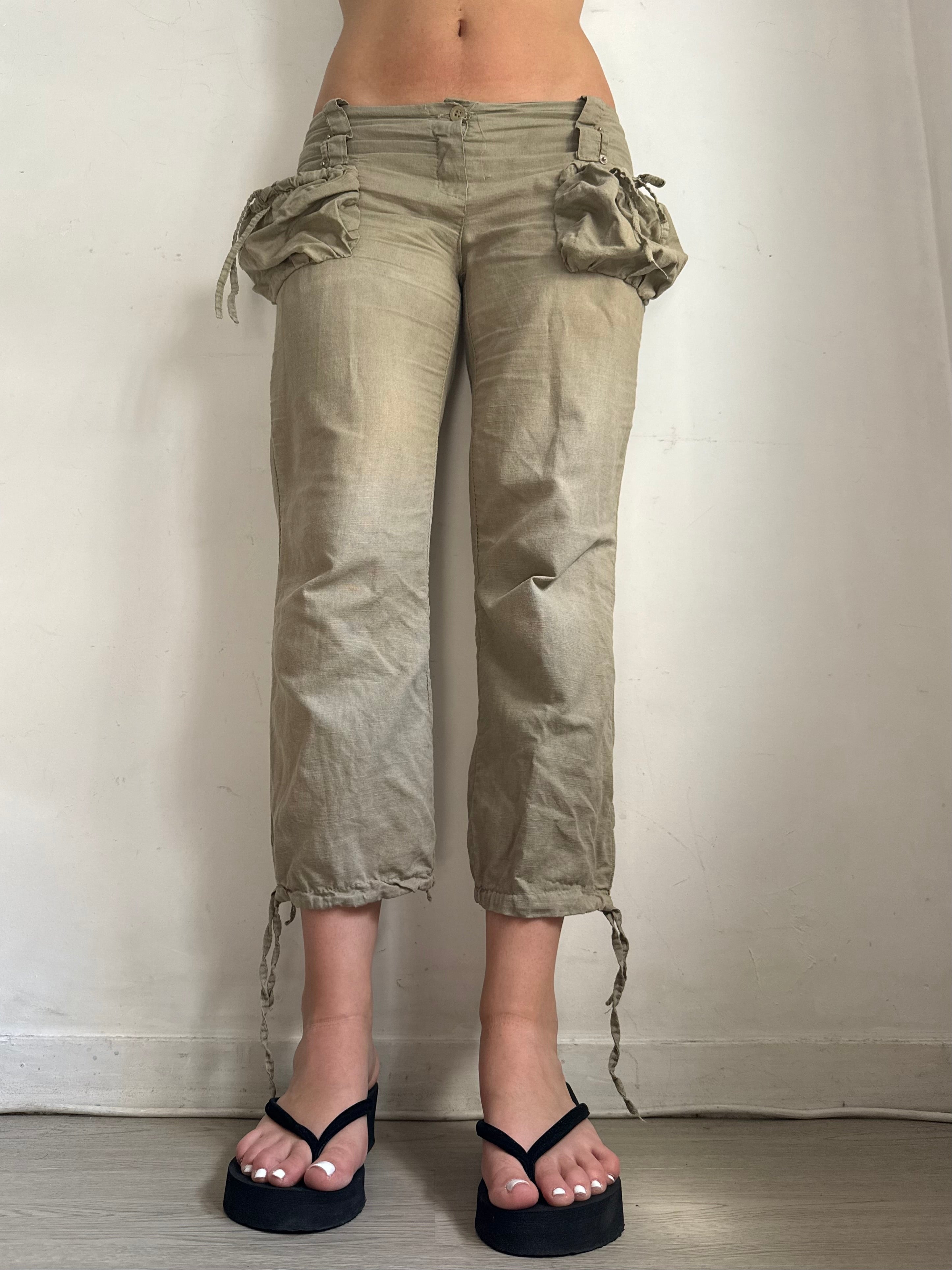 Khaki 100% linen utility low rise capri pants (M)