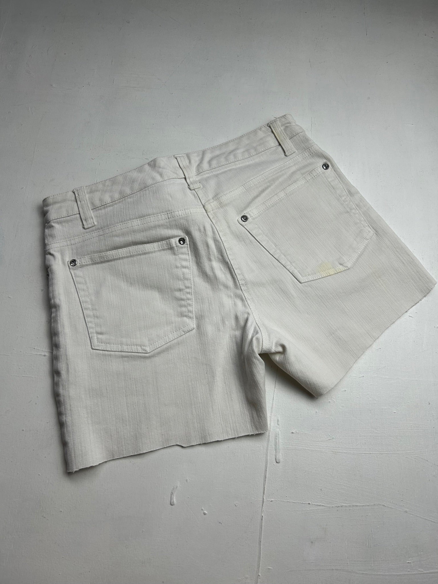 White denim mid rise mini short (S)