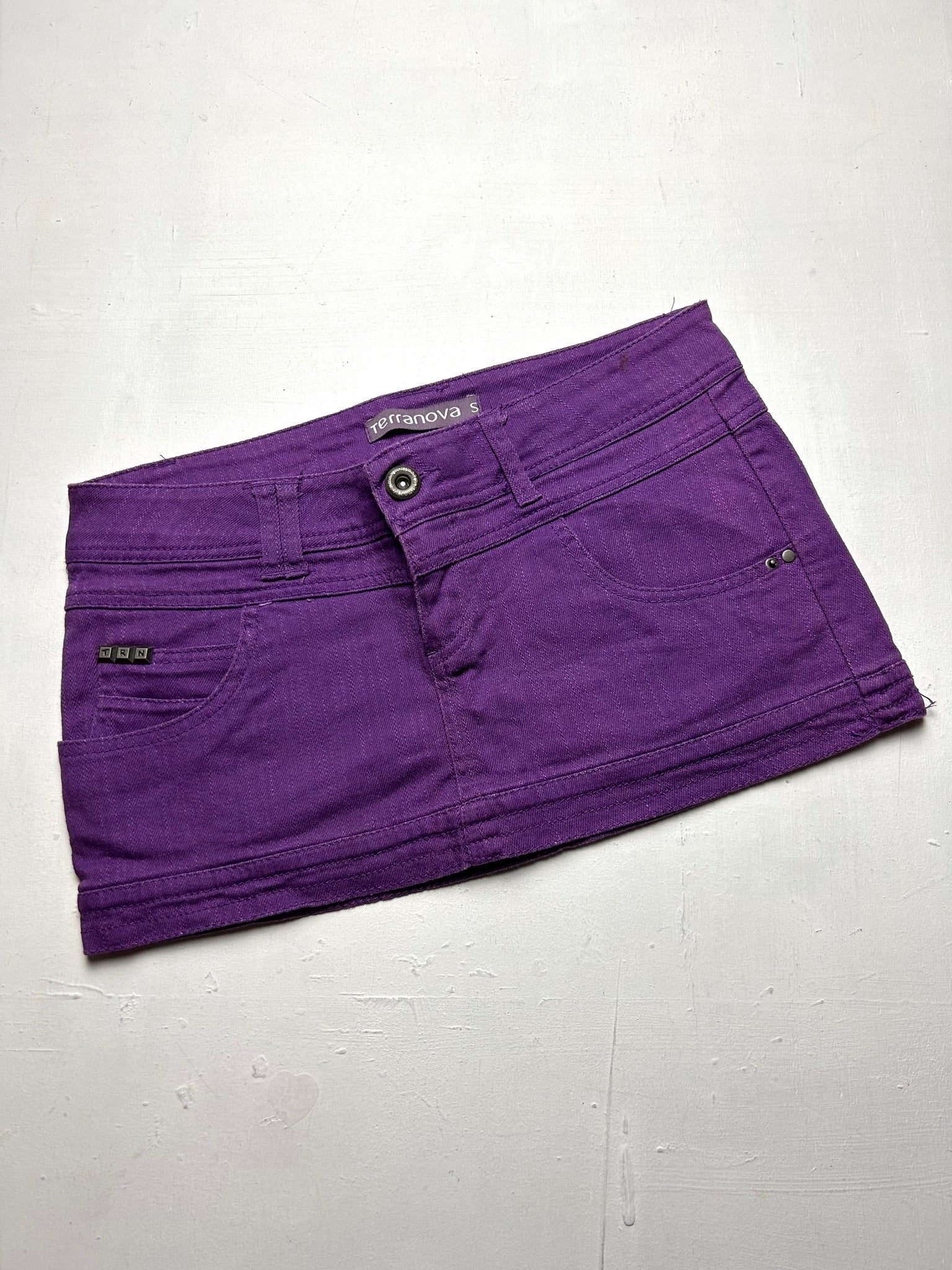 Purple denim low rise mini/micro y2k 90s vintage mini skirt (S)