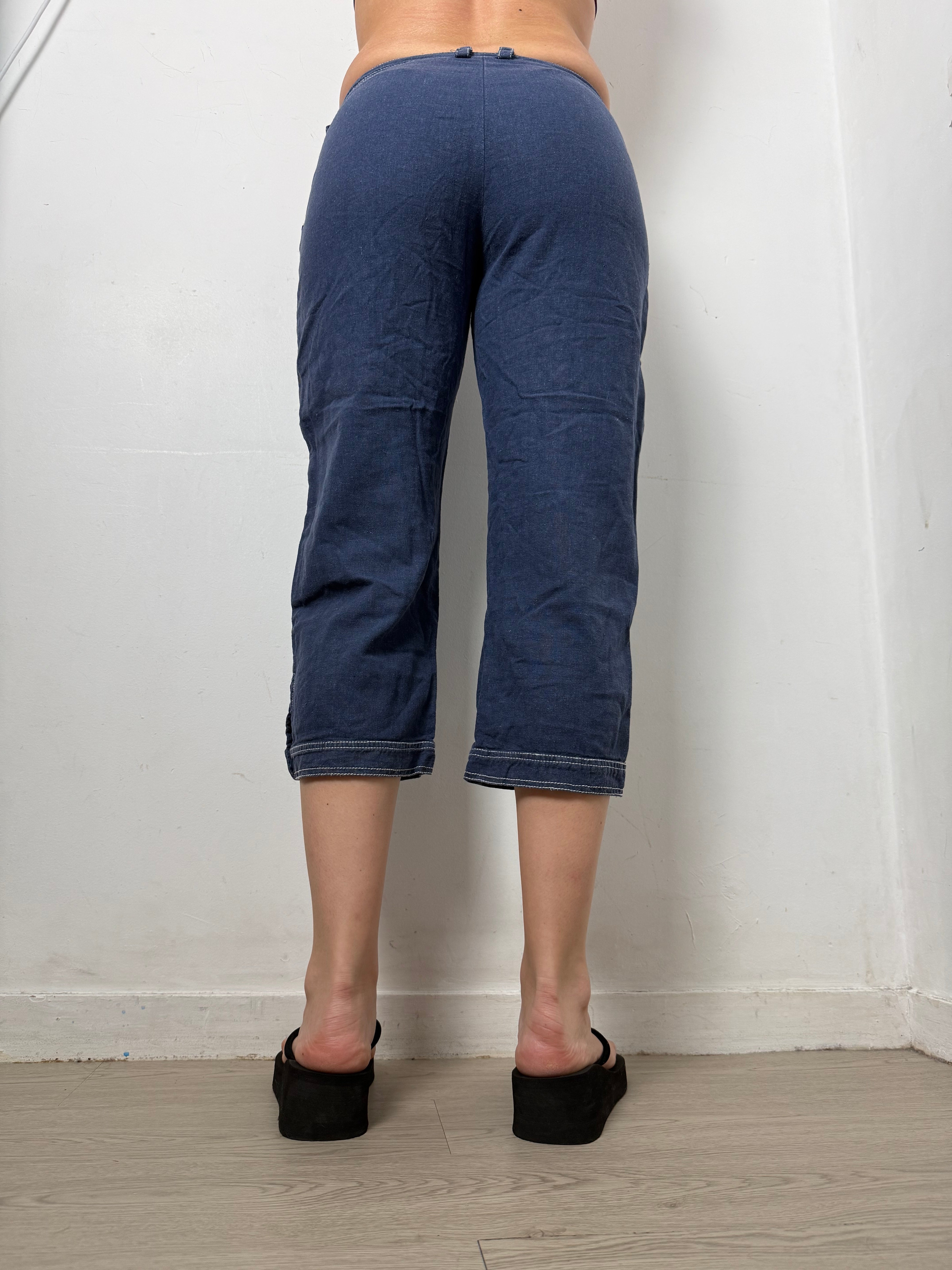 Navy denim cargo capri pants (M)