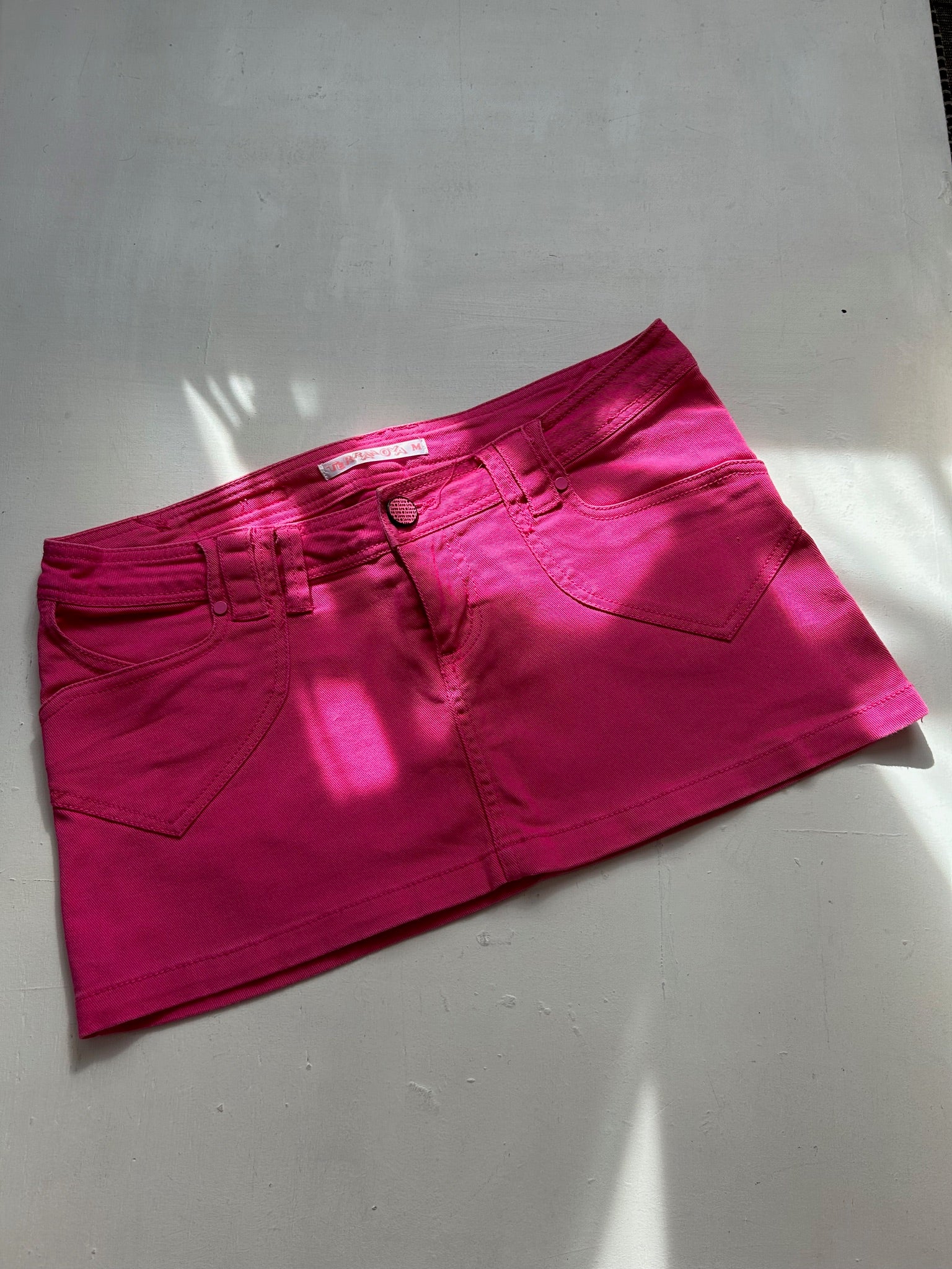 Pink denim low rise mini y2k 90s vintage skirt (M)