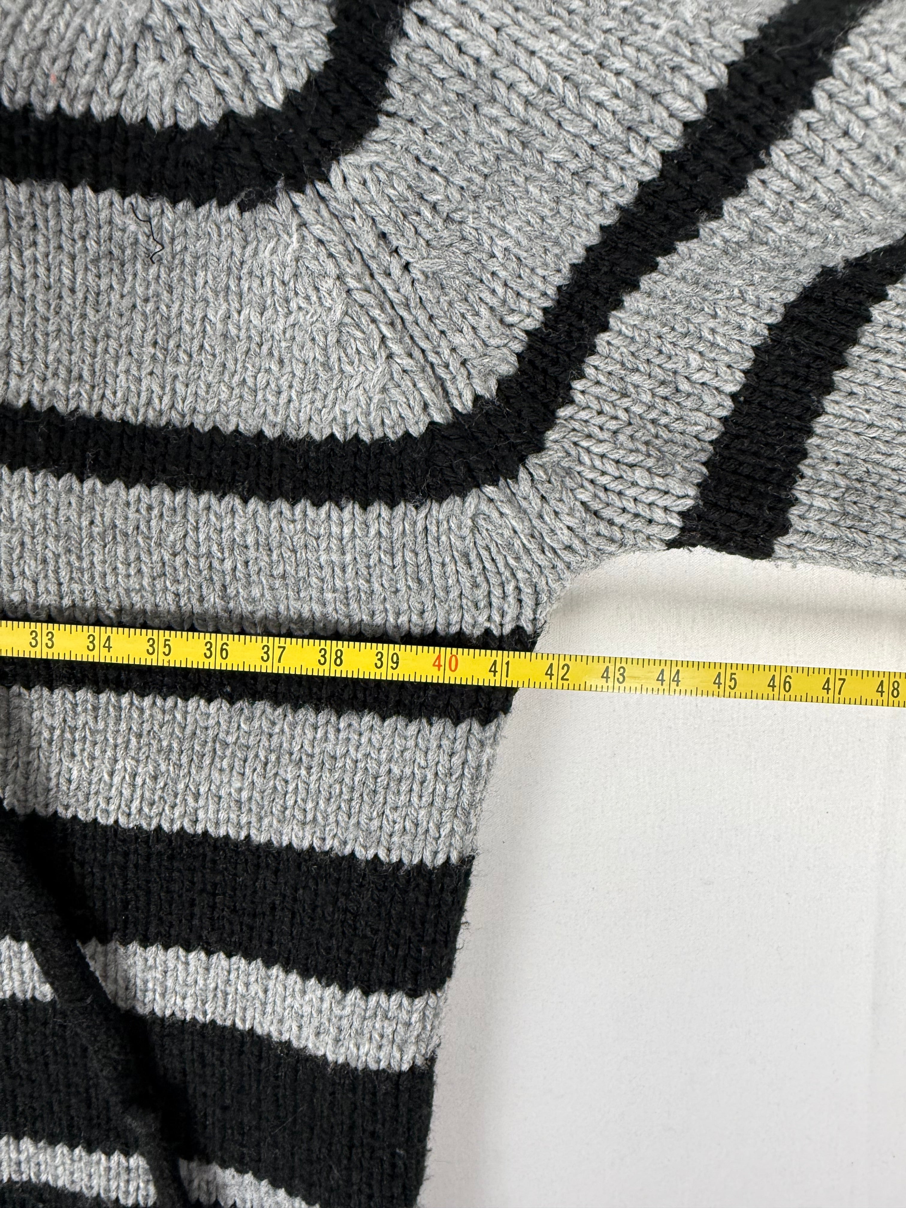 Black & grey striped hooded jumper (M)