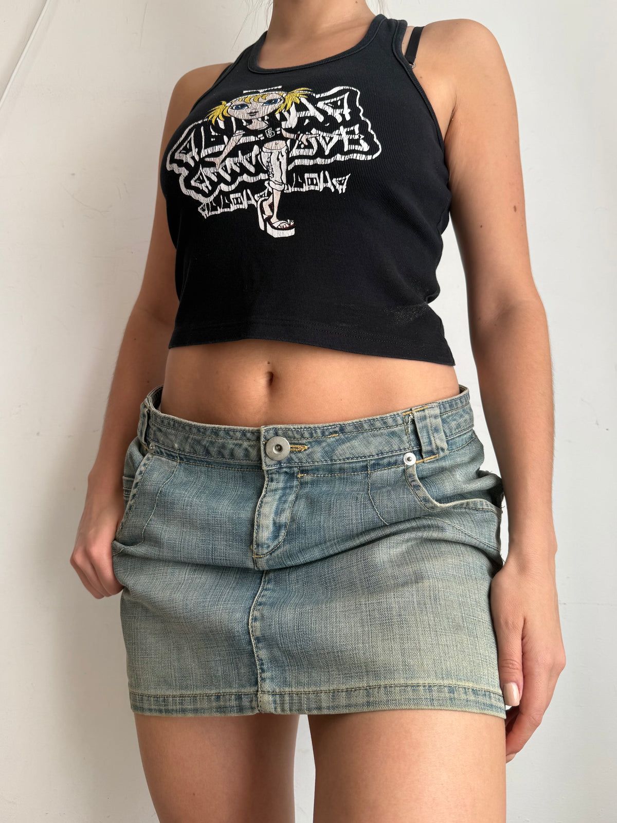 Blue denim low rise mini skirt (L)