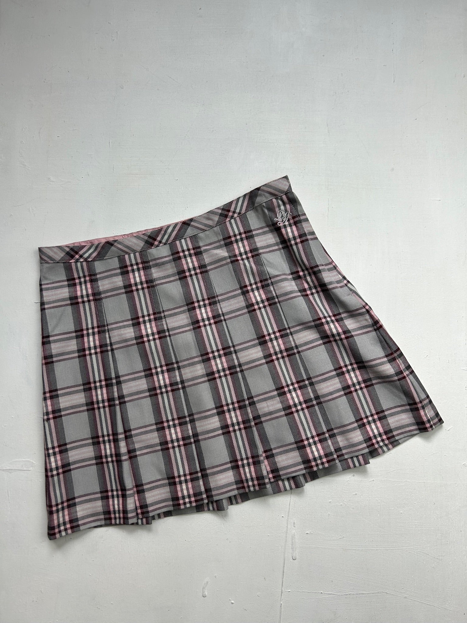 Pink & grey check print high rise y2k 90s vintage mini skirt (XS)