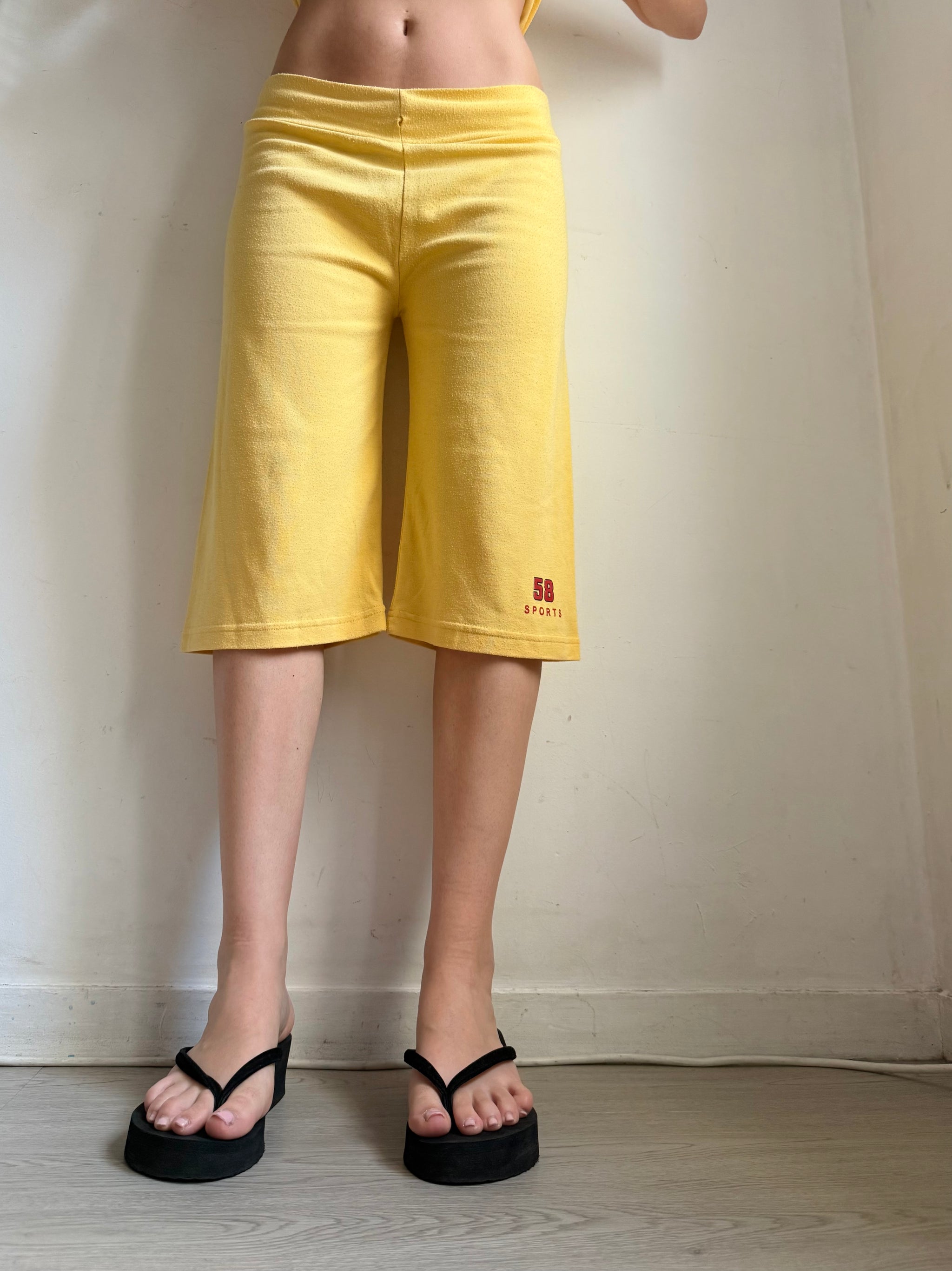 Yellow activewear capri pants + top set (M)