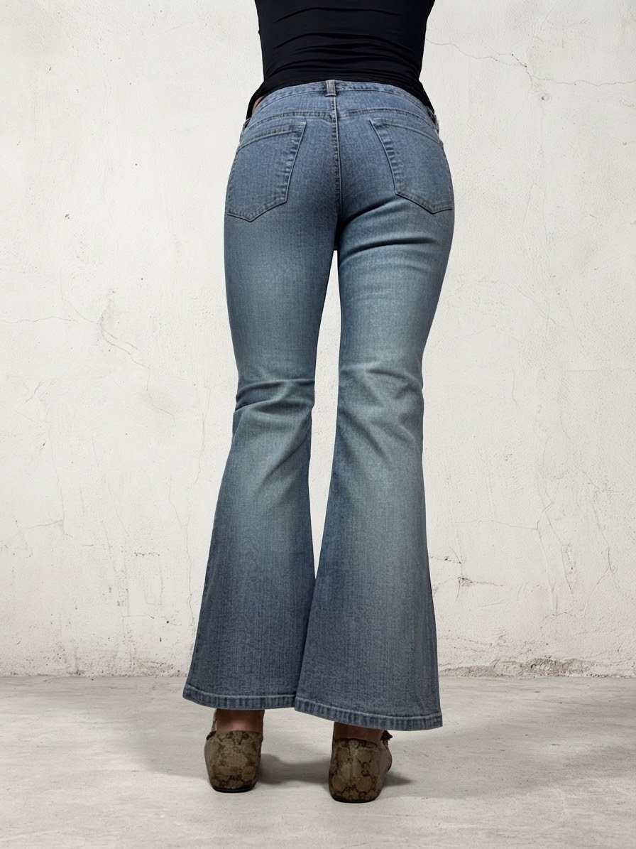Blue denim low rise flared pants (S/M)