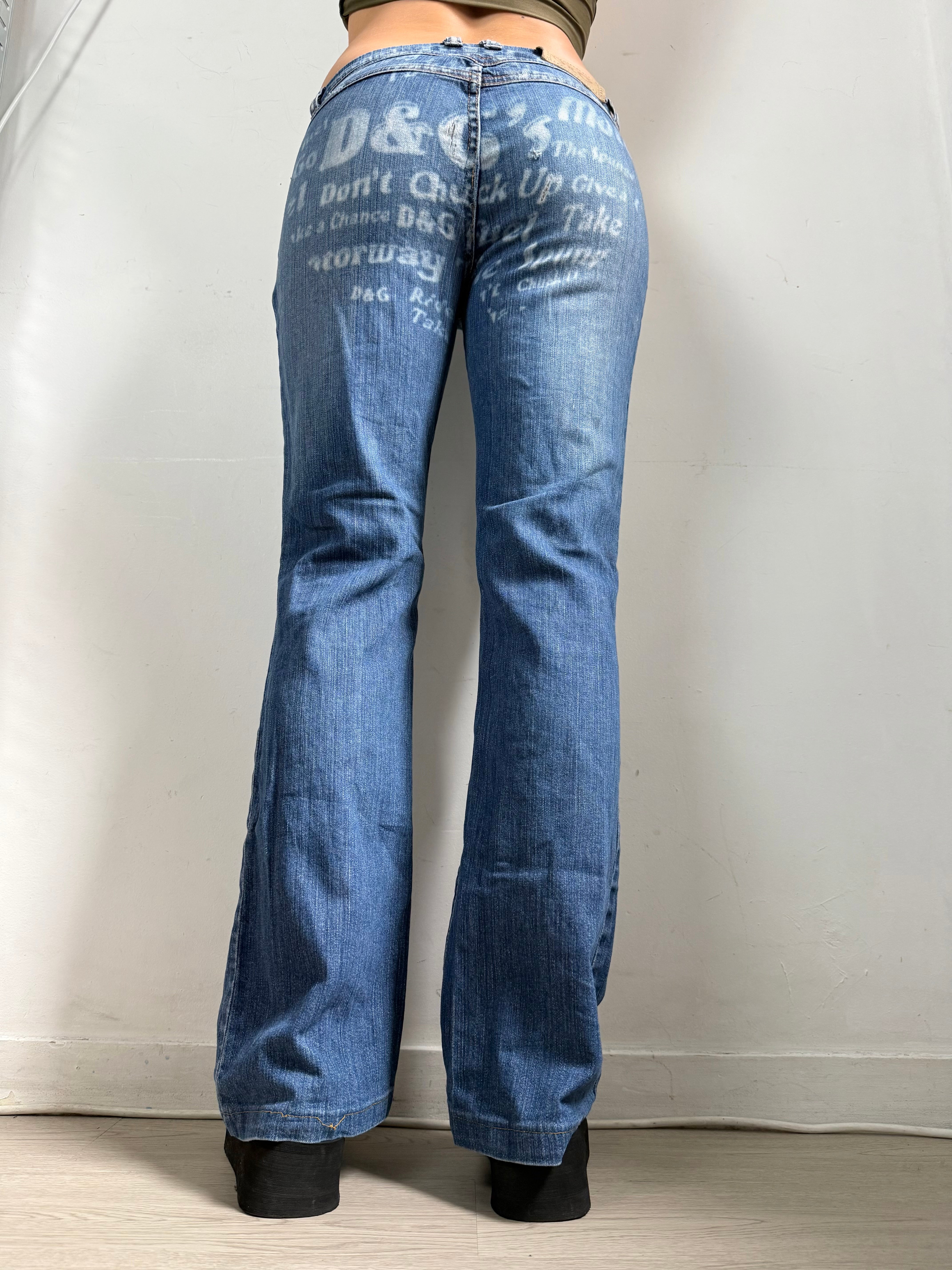 Blue low rise denim flare pants (M)
