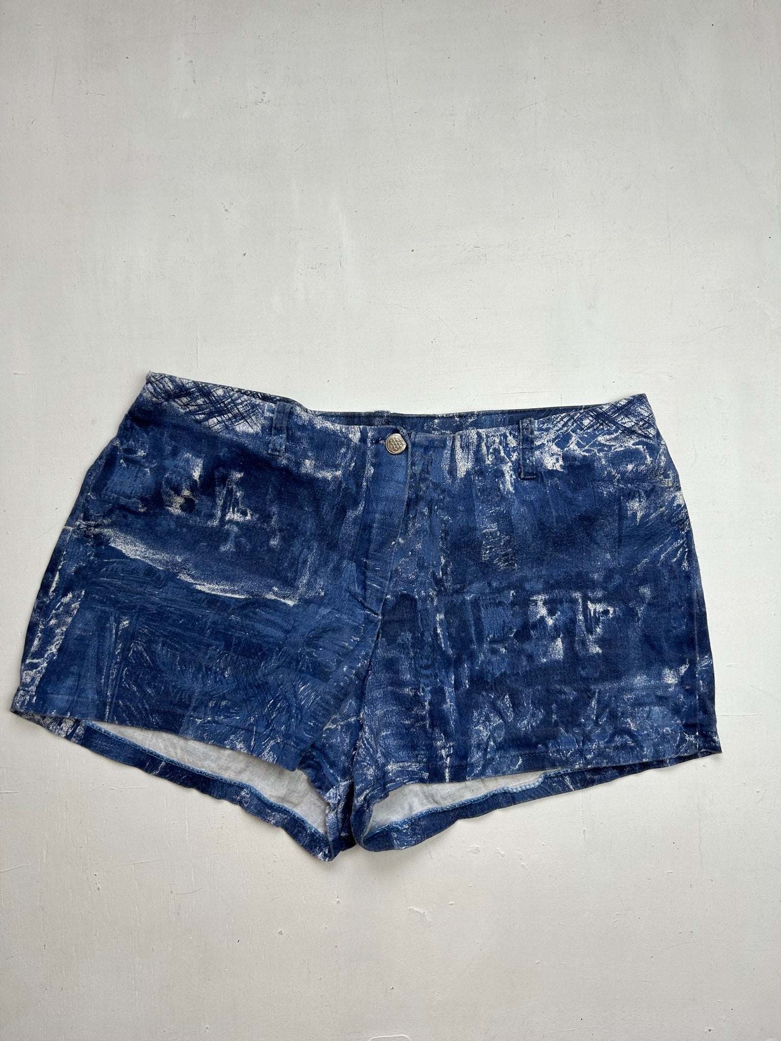 Navy blue denim jean's print cotton mid rise mini short (M)