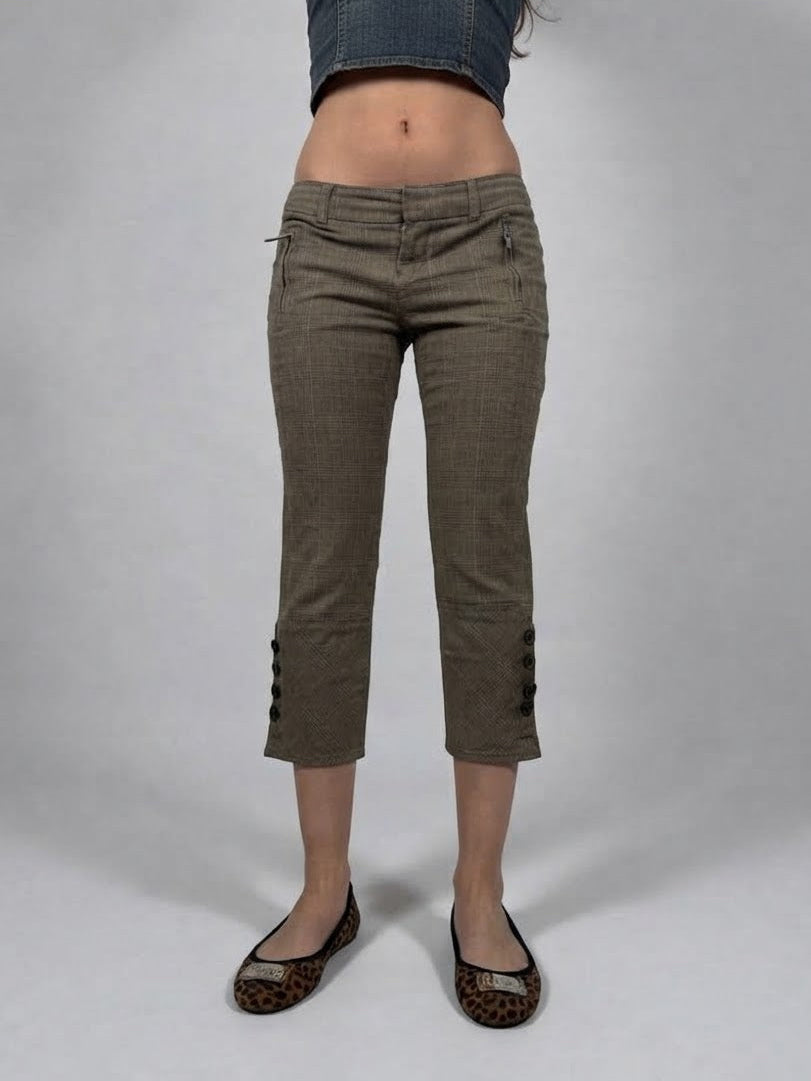 Brown check print low rise capri pants (M)