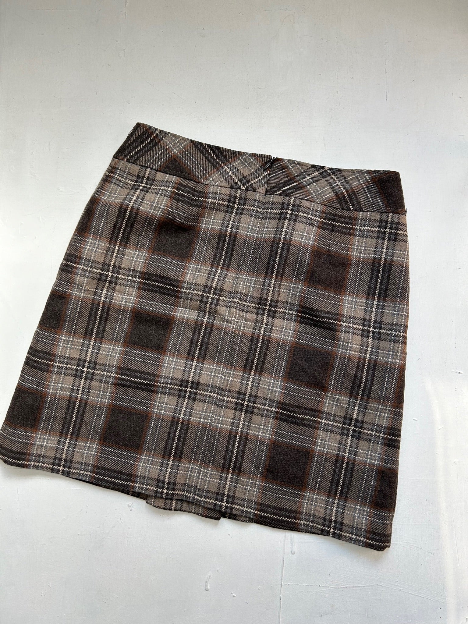 Brown check print y2k 90s vintage mini skirt (S/M)