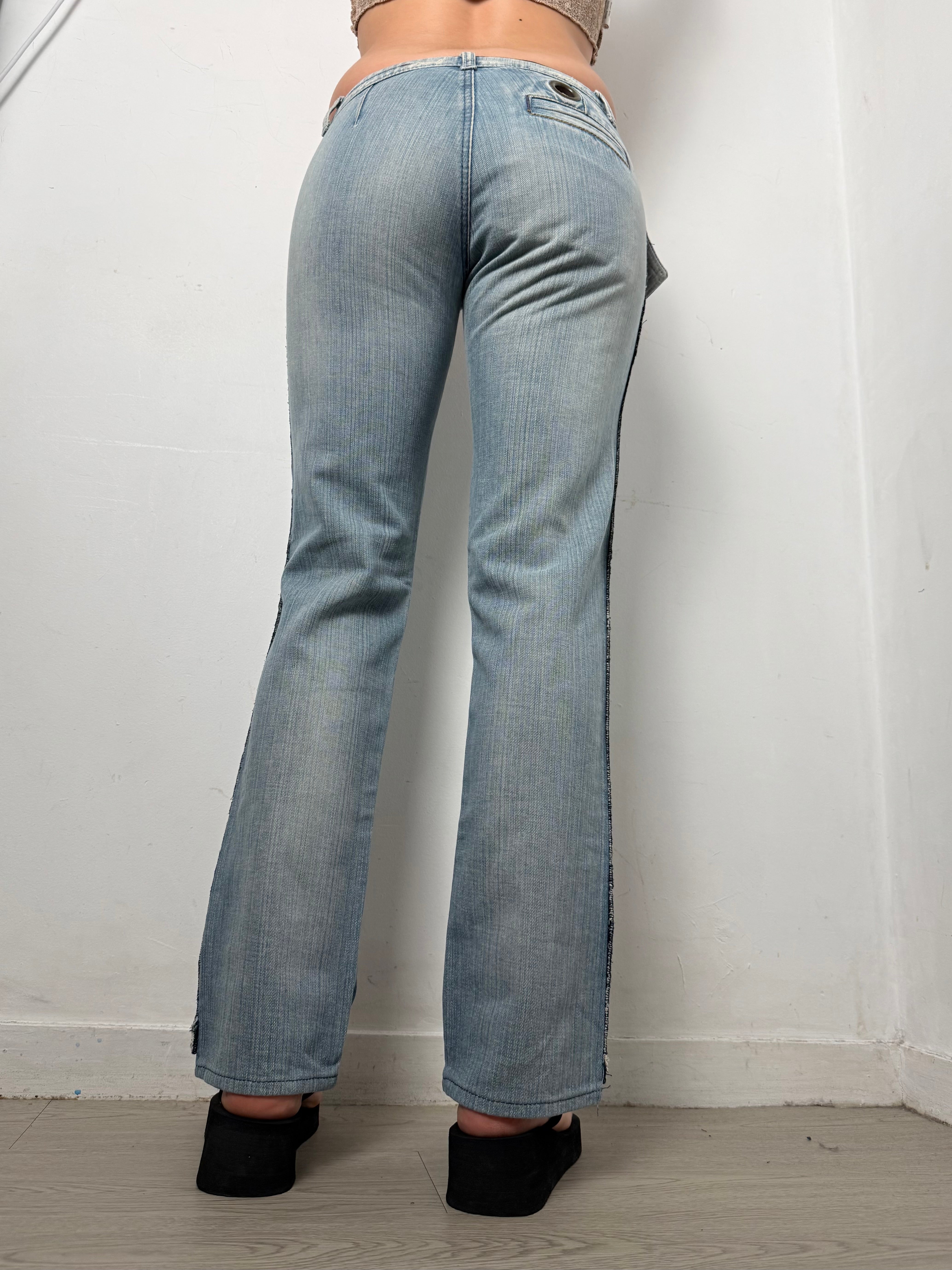 Blue denim low rise pants (S)