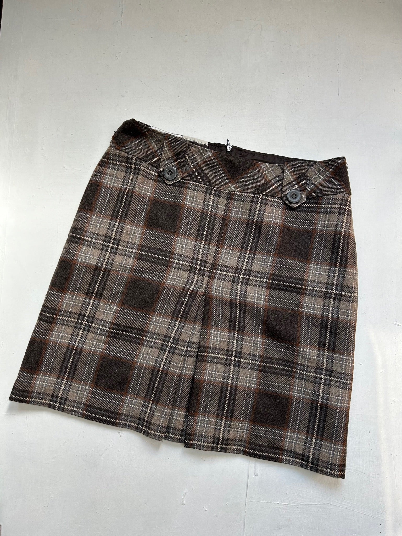 Brown check print y2k 90s vintage mini skirt (S/M)