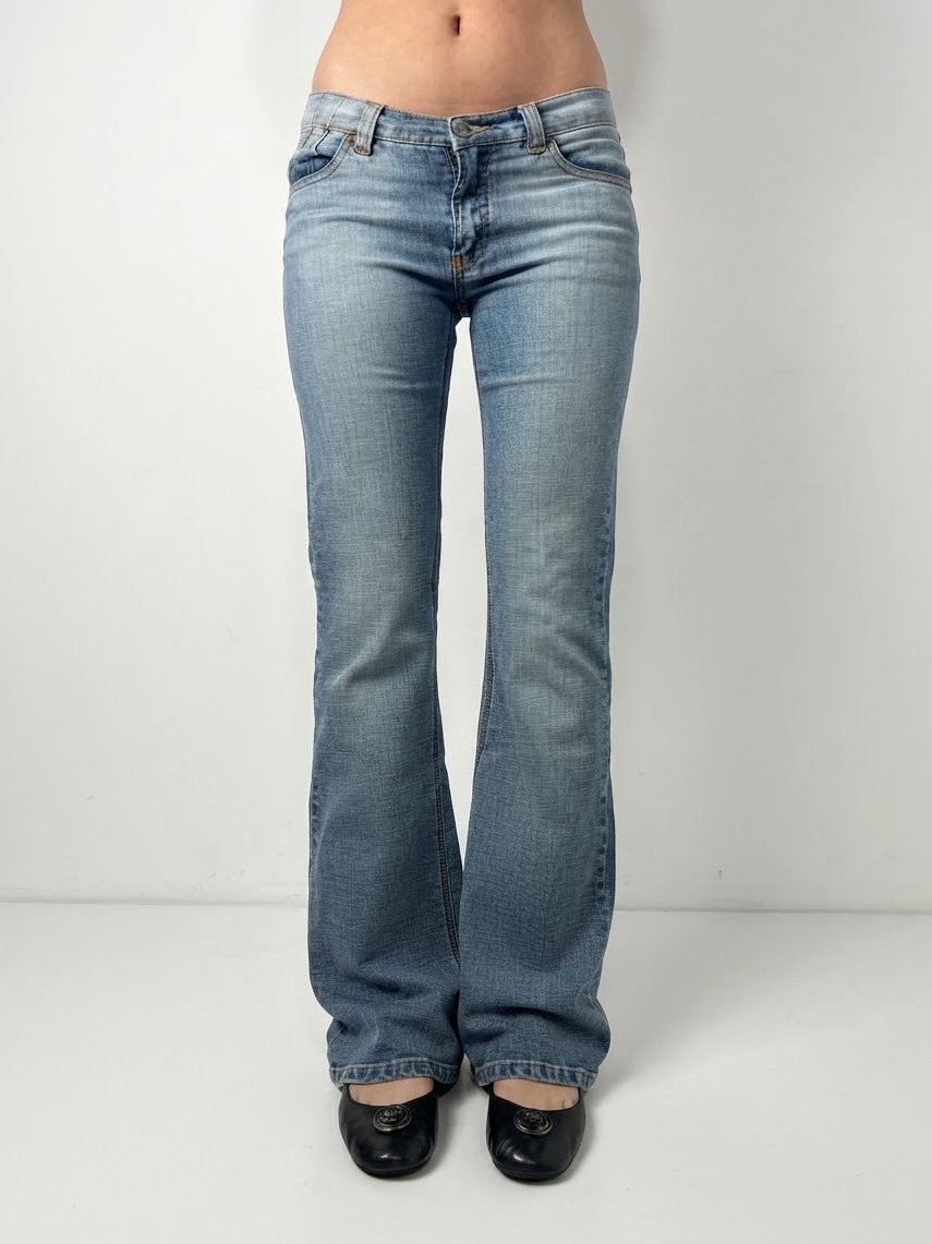Blue denim low rise flare pants (S)