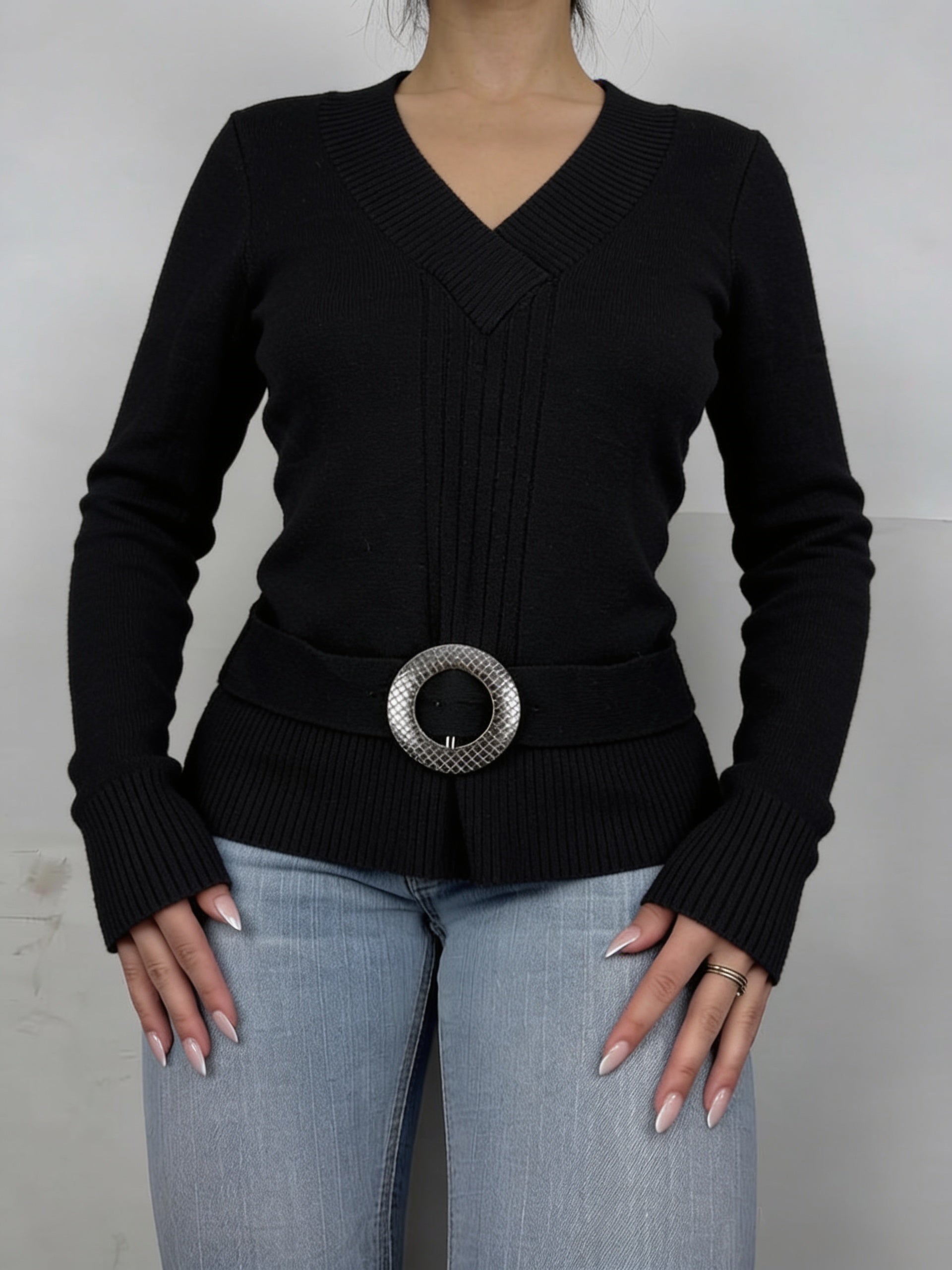Black buckle belt knitted jumper (L)