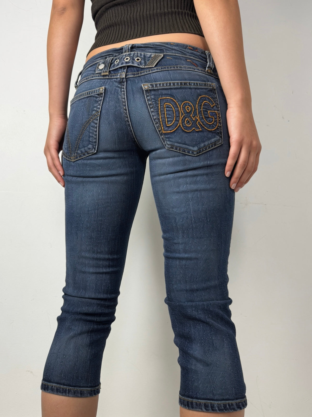 Navy denim low rise capri pants (S)
