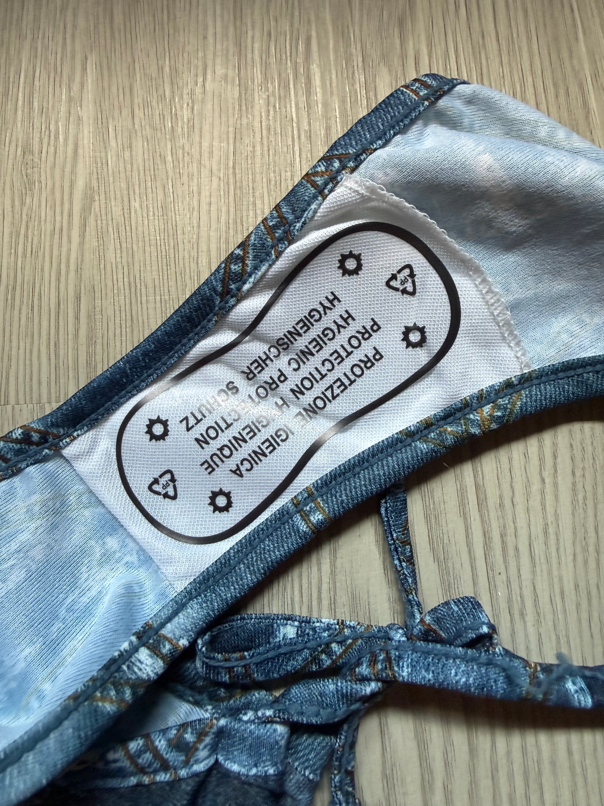 Blue denim print low rise bikini bottom (S/M)