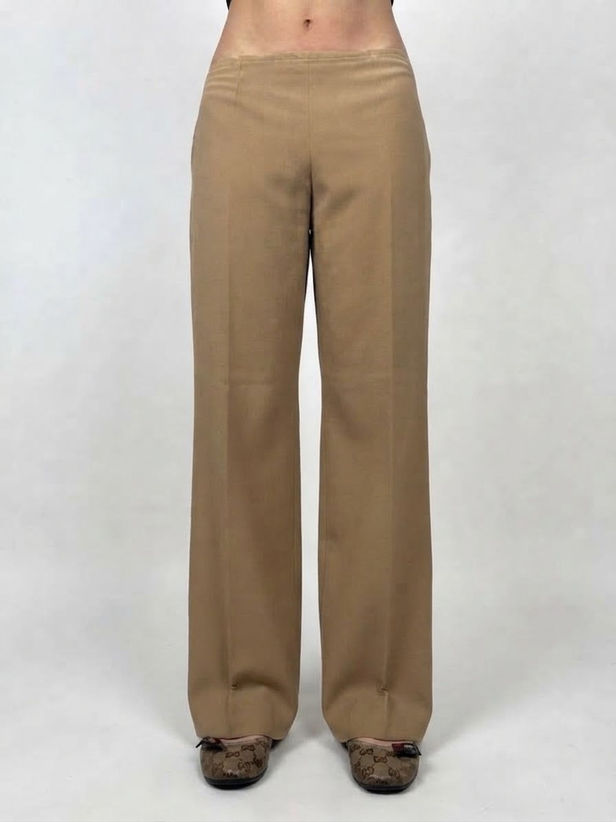 Beige office siren low rise flare pants (L)