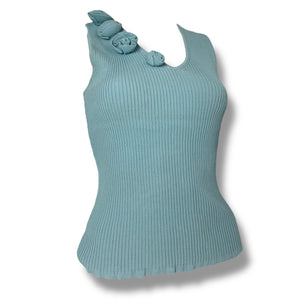 Blue ribbed flower appliqué knitted tank top (M)
