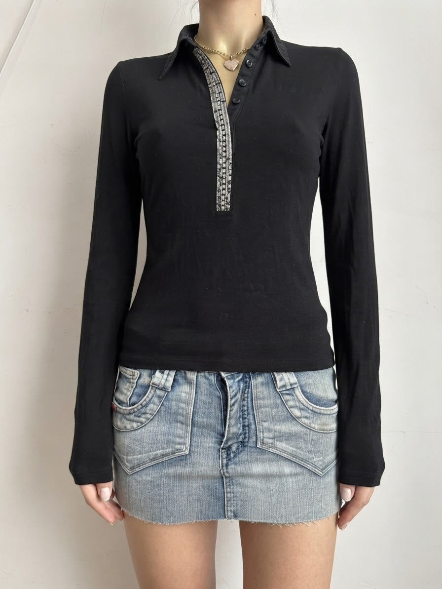 Black rhinestones detail tight fit long sleeves top (S/M)