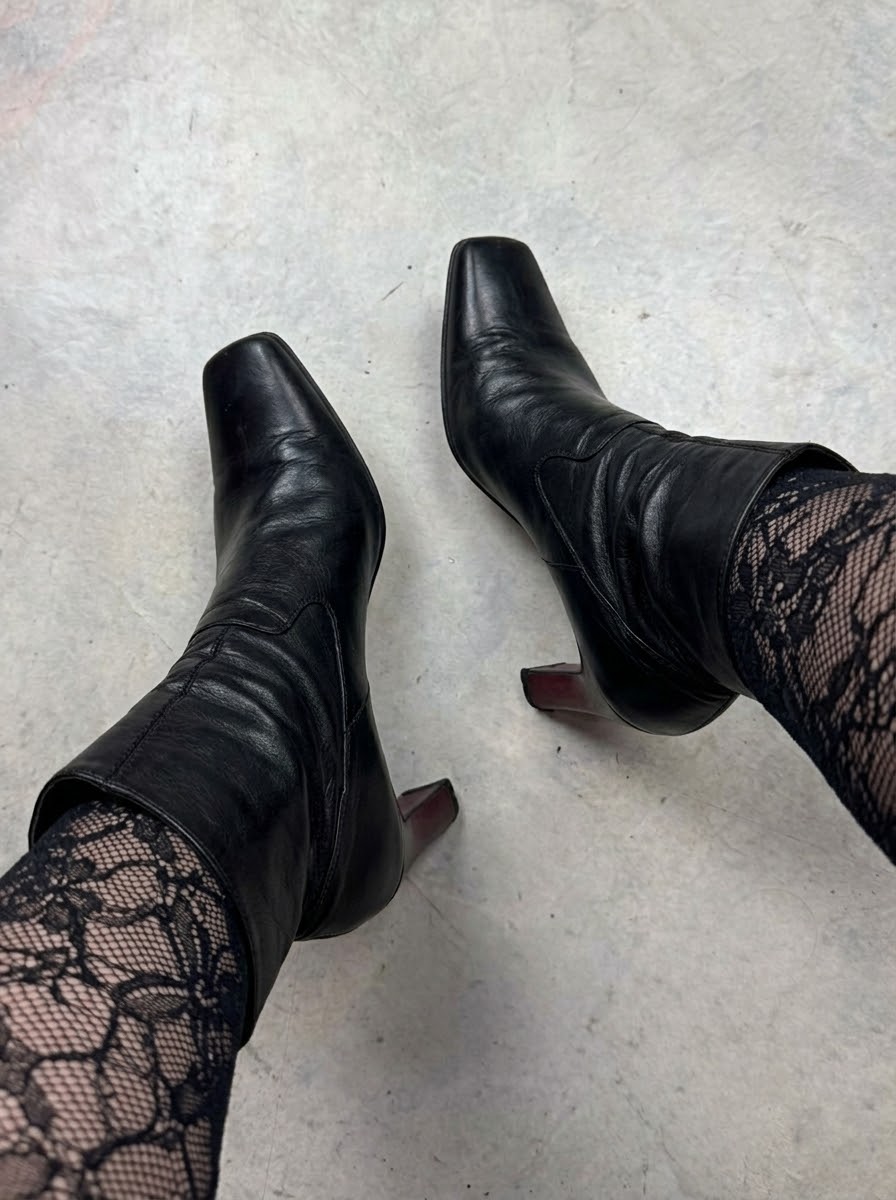 Black real leather heels boots (37)