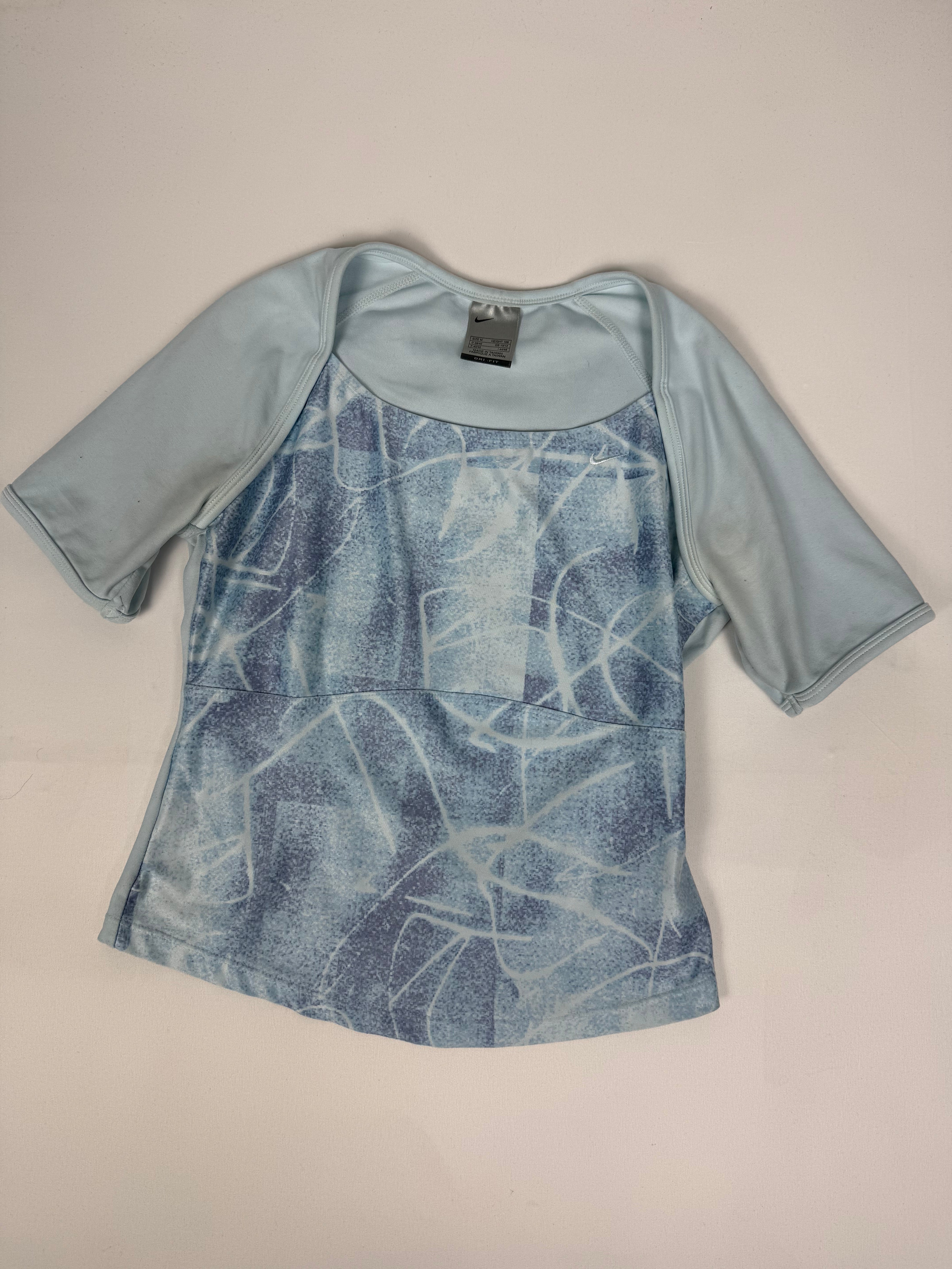 Baby blue activewear swoosh logo tee (S/M)