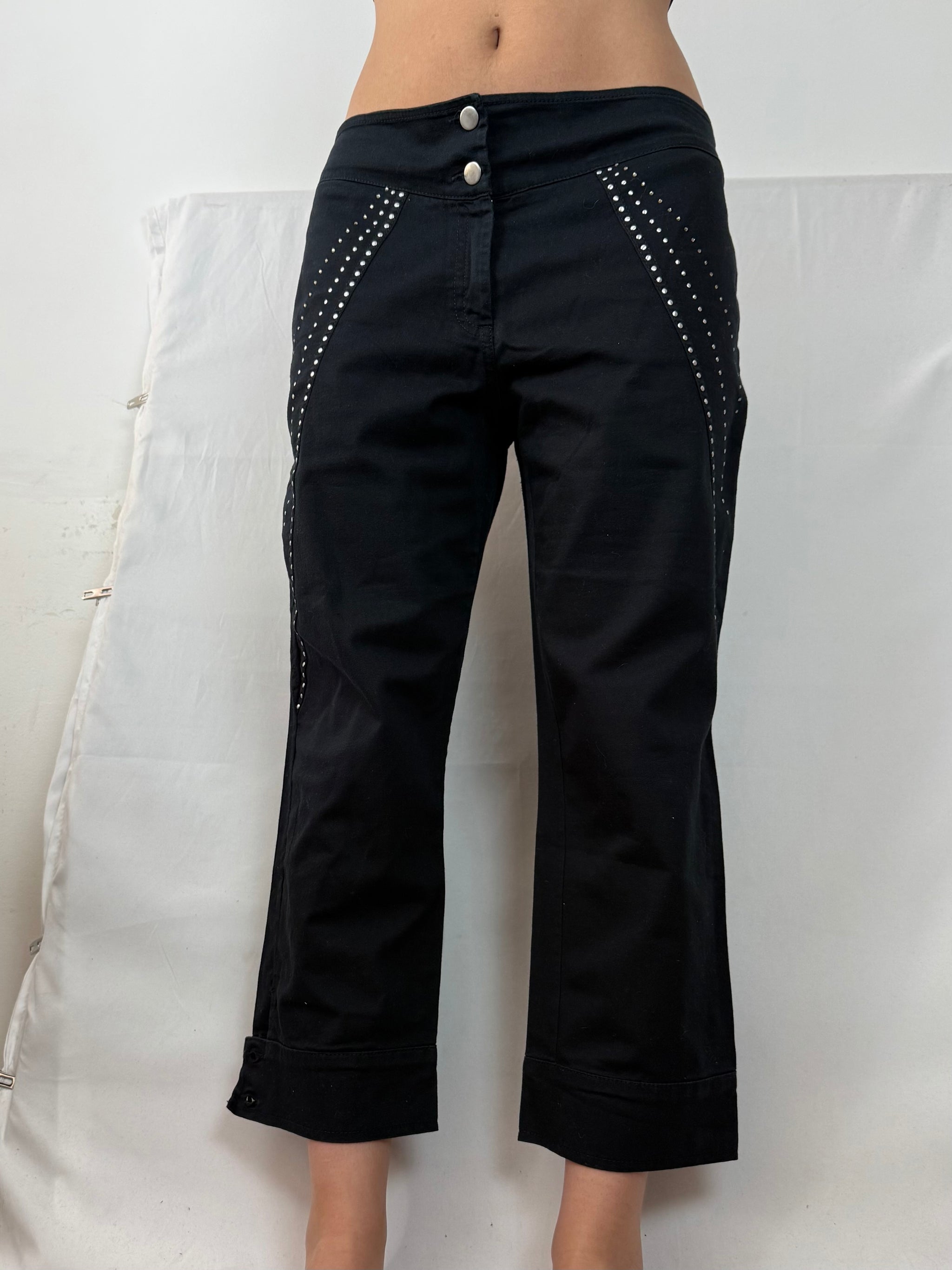 Black rhinestones low waist capri pants (XL)