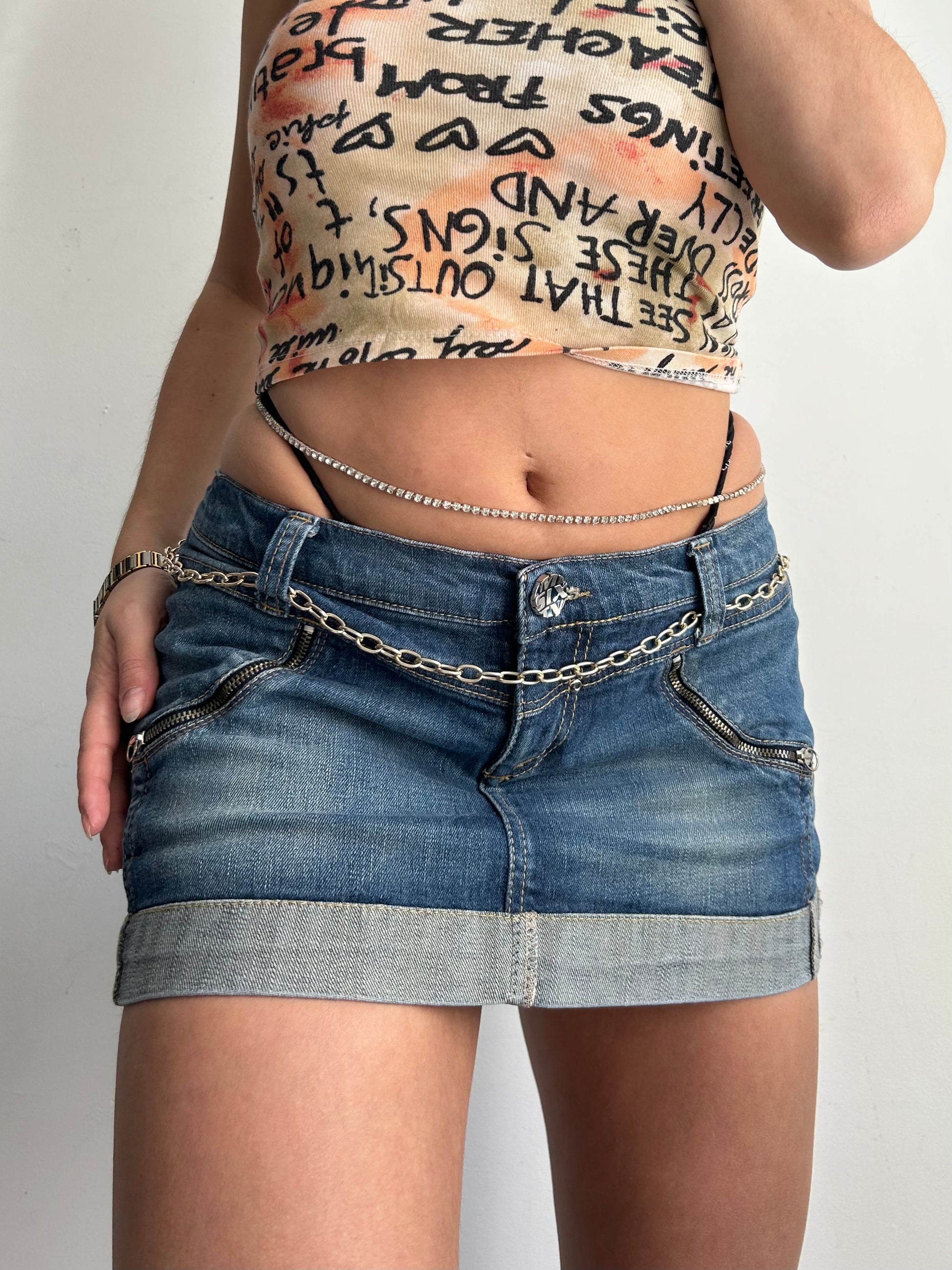 Blue denim y2k 90s vintage mini skirt with chain belt (M)