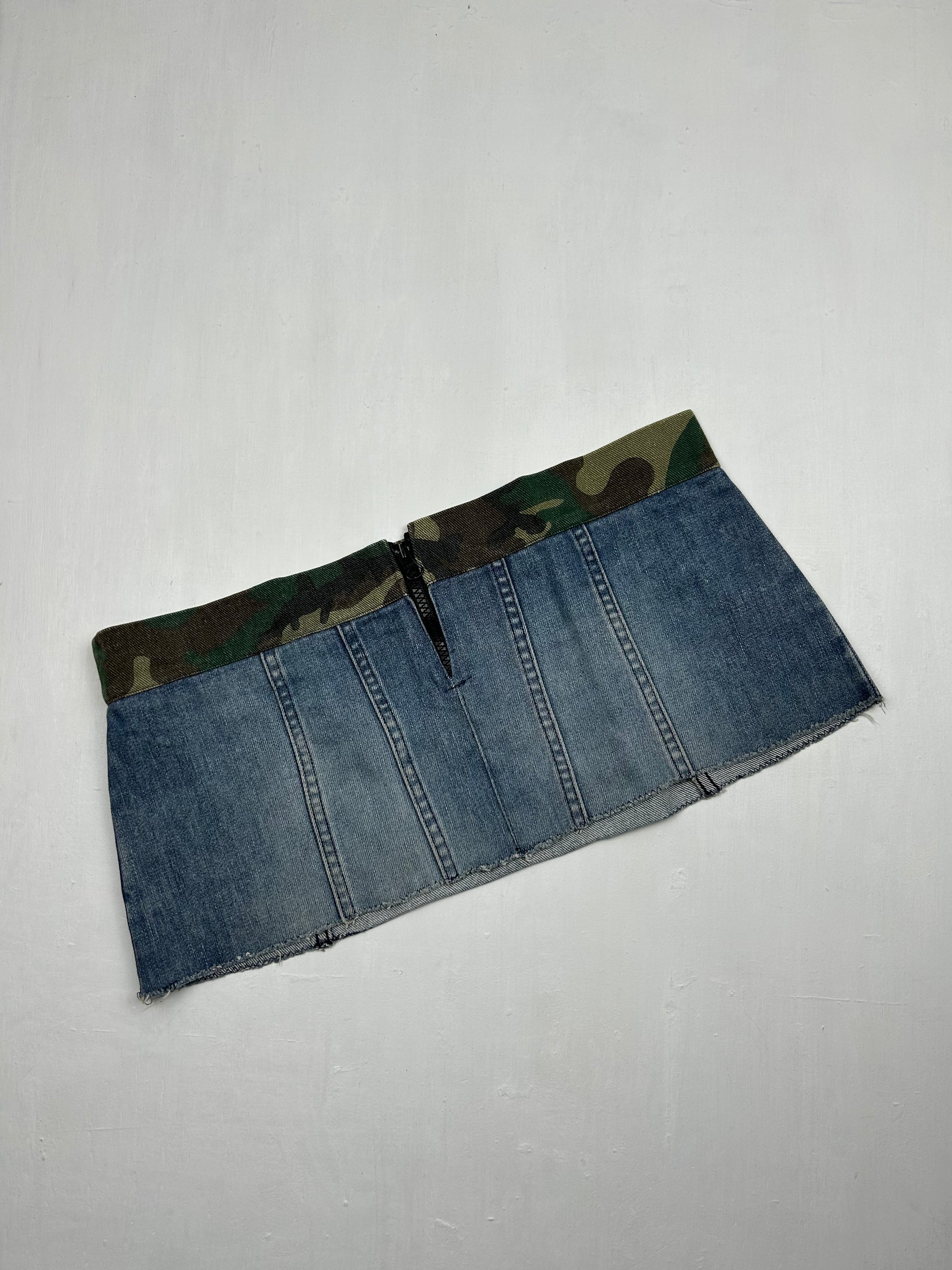 Blue denim camo detail low rise micro skirt (S/M)