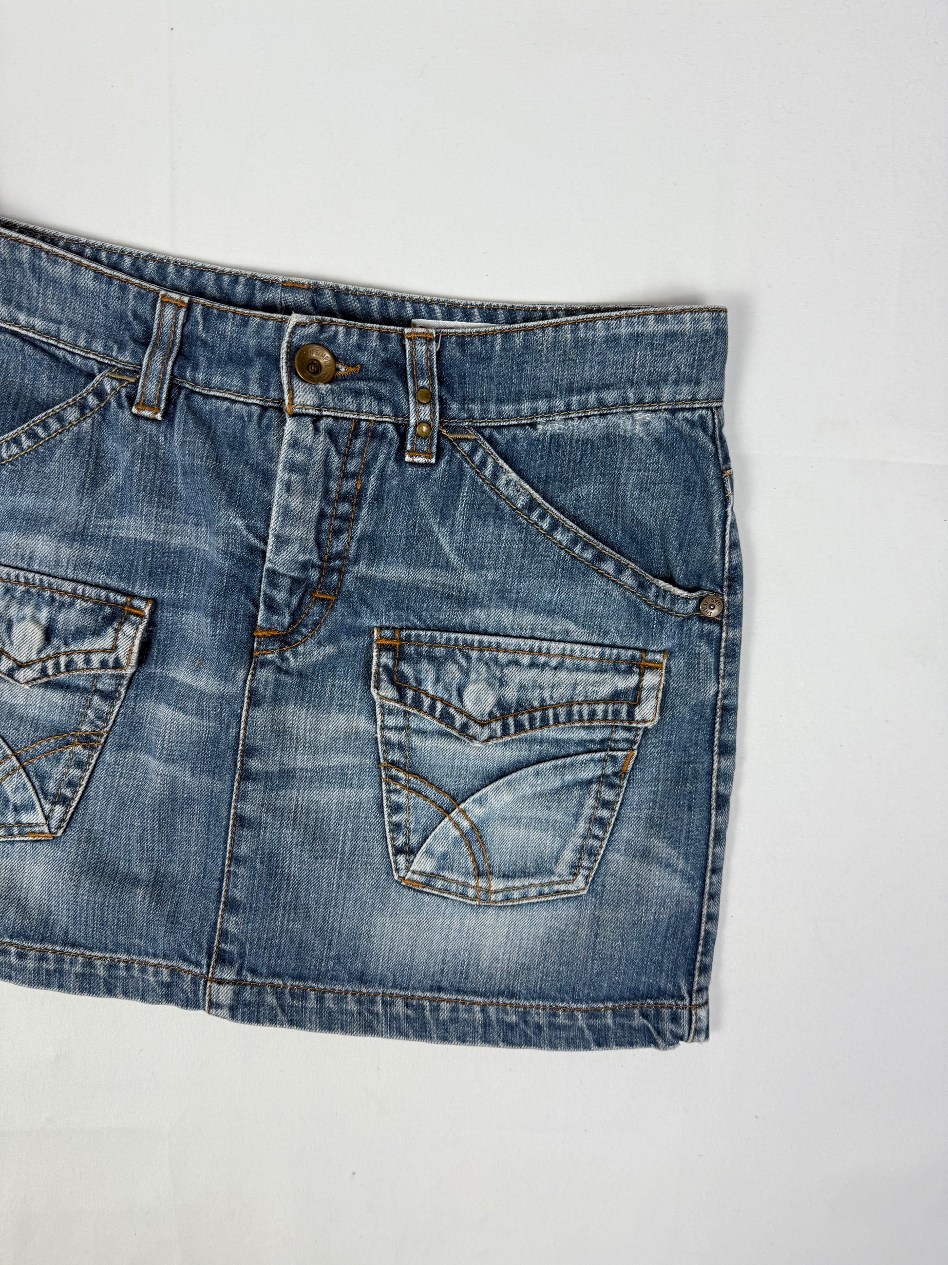 Blue low rise denim mini skirt (M)