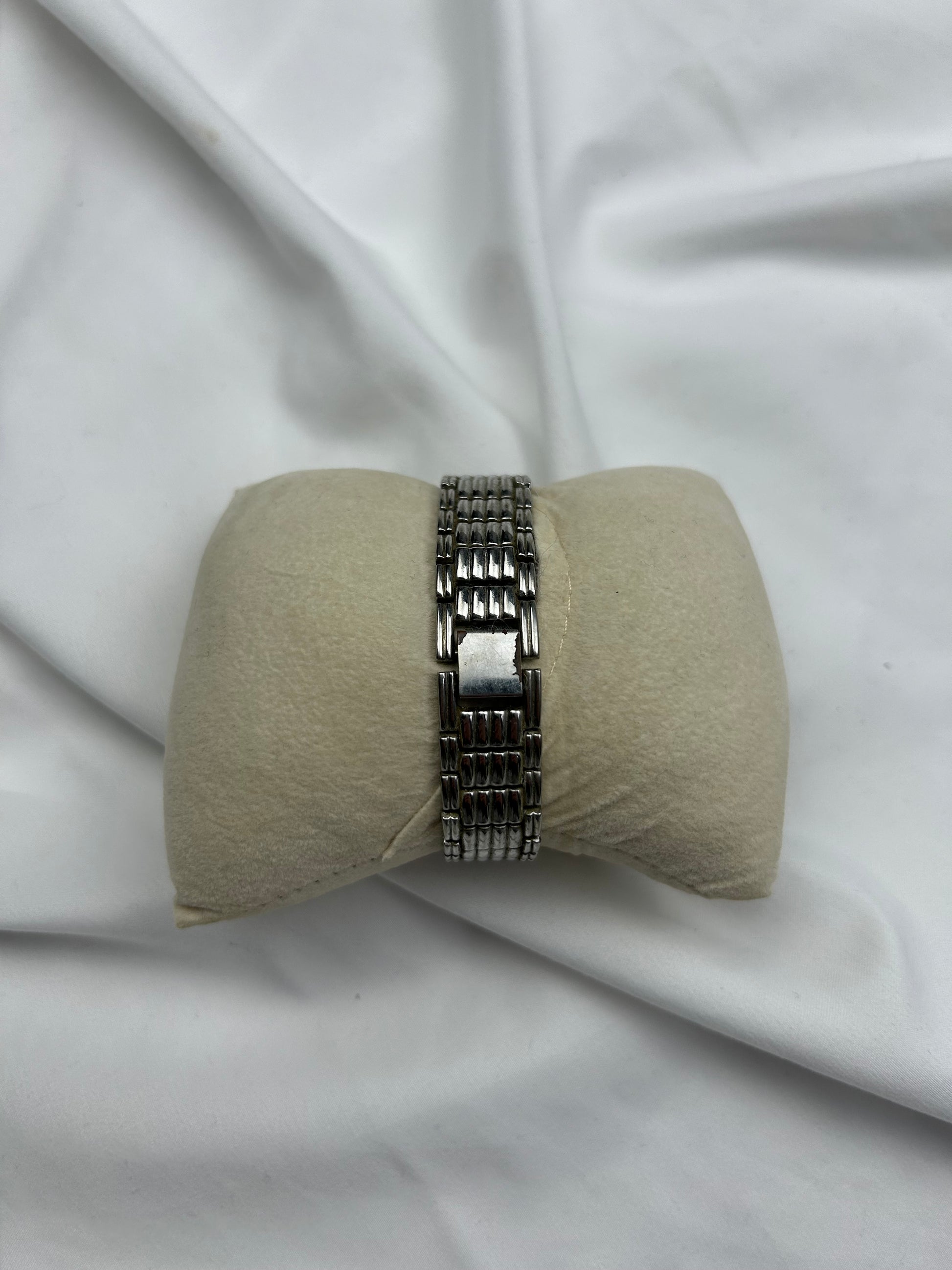 Vintage silver inox bracelet jewelry watch