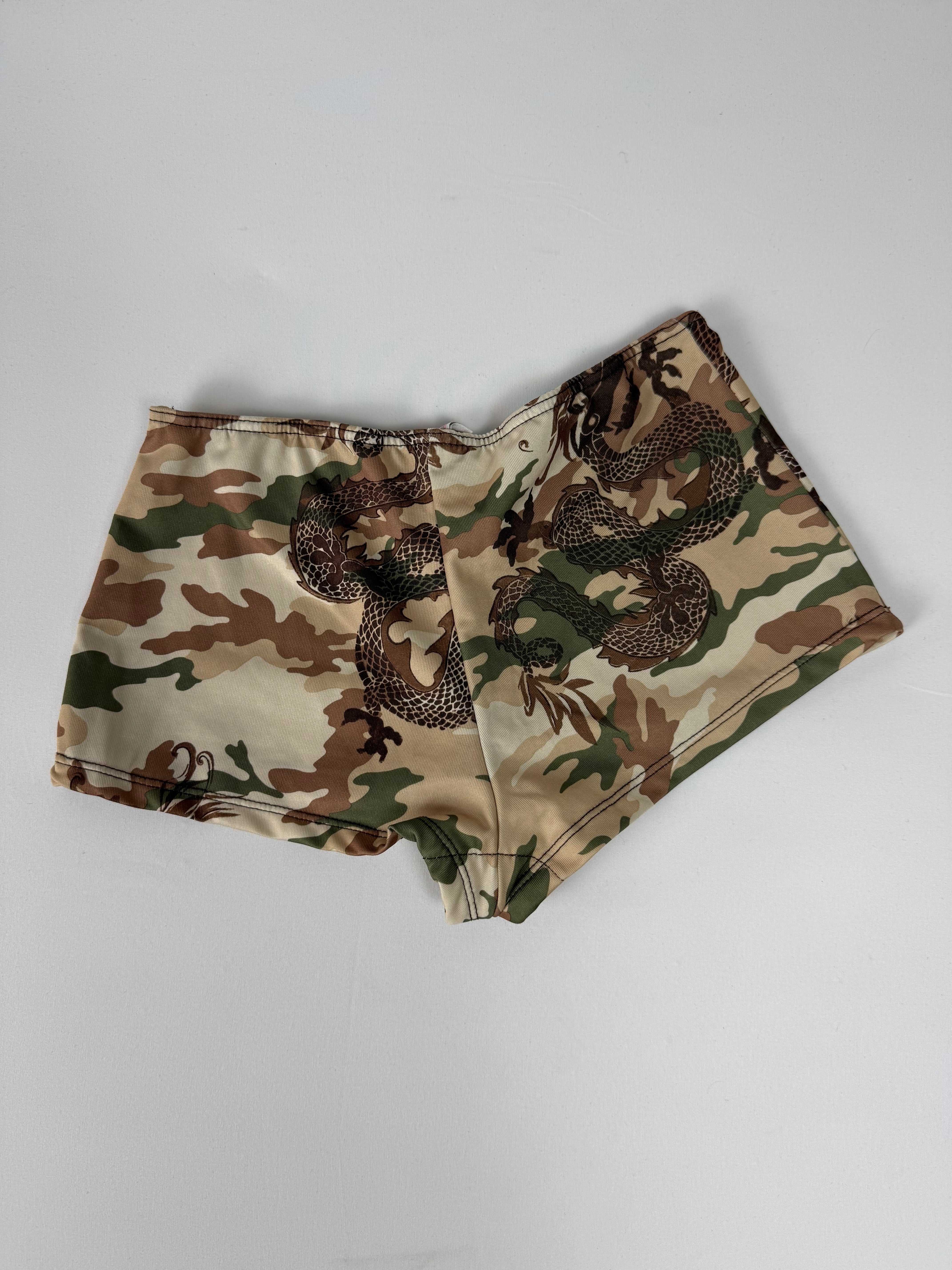 Camo khaki stretchy mini short (S)