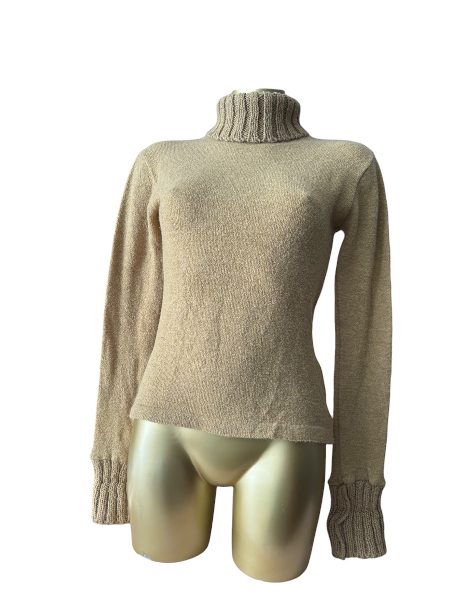 Beige turtleneck wool jumper (S/M)