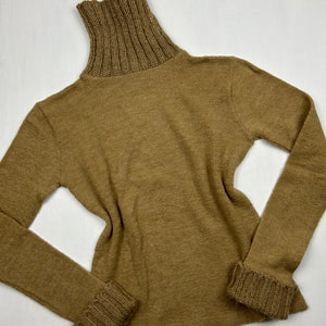 Beige turtleneck wool jumper (S/M)