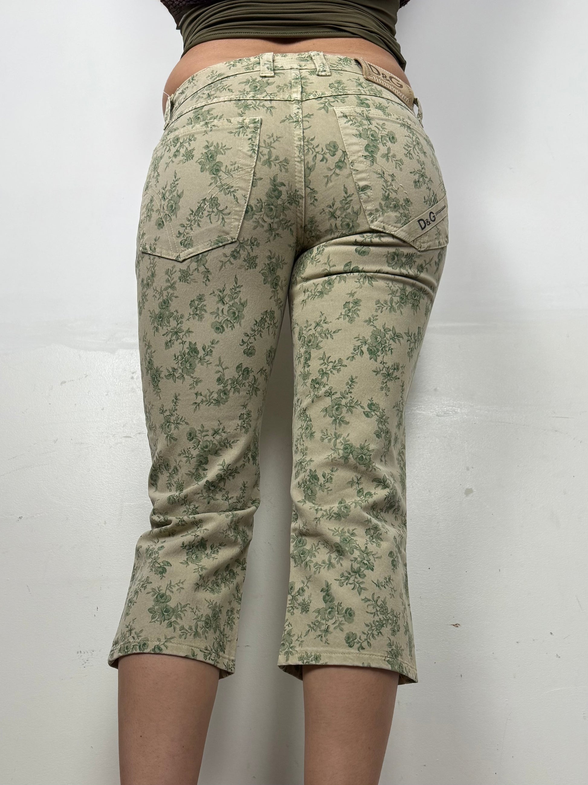 Khaki floral denim low rise capri pants (S)
