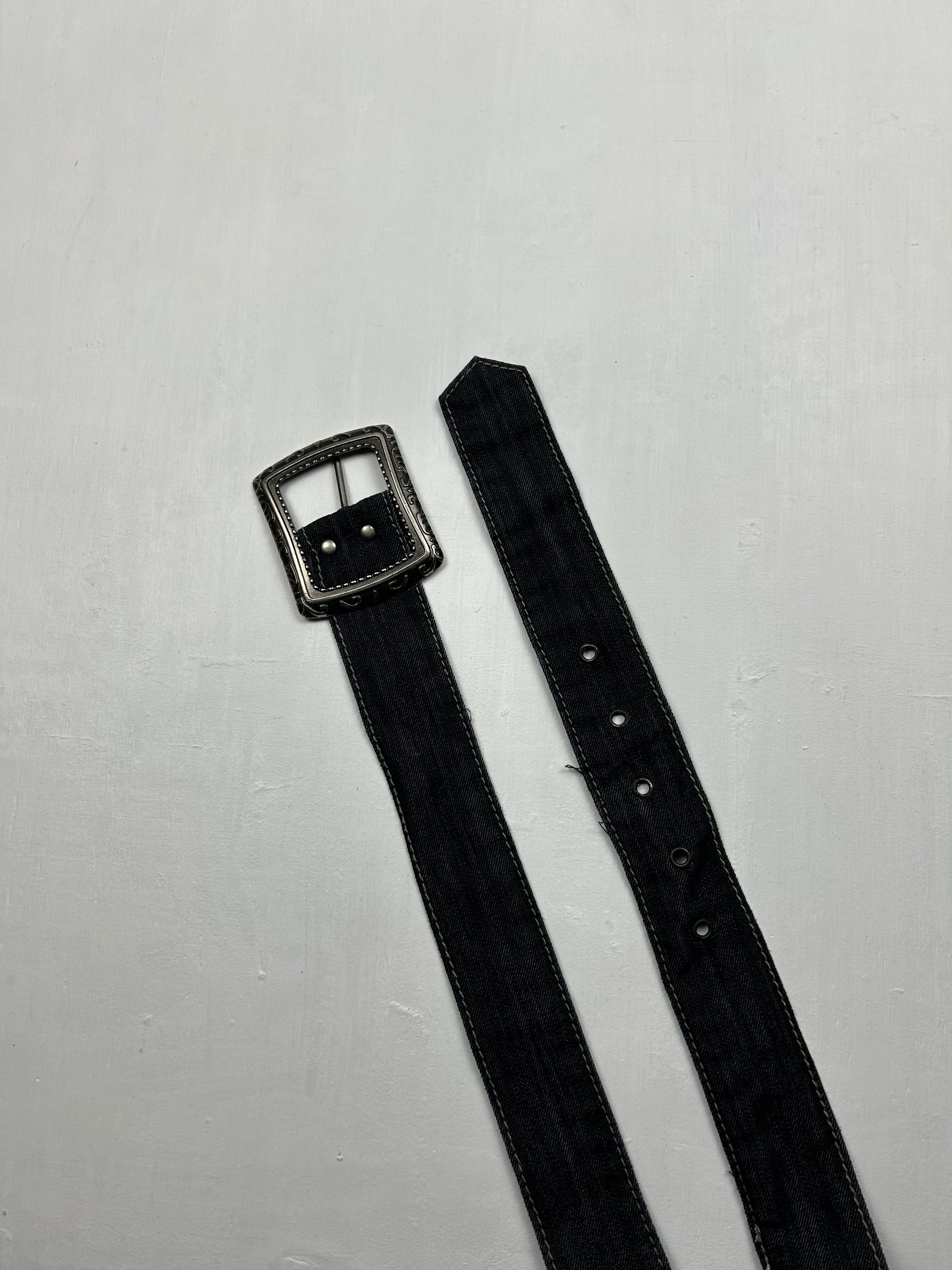 Navy denim buckle adjustable belt