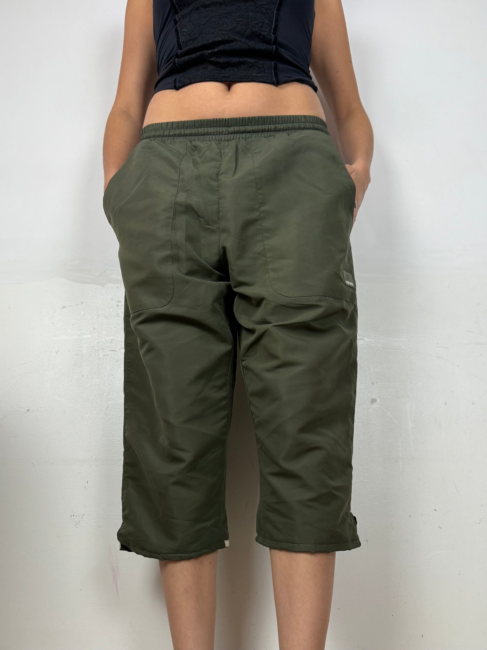 Khaki low rise capri joggers pants (S/M)
