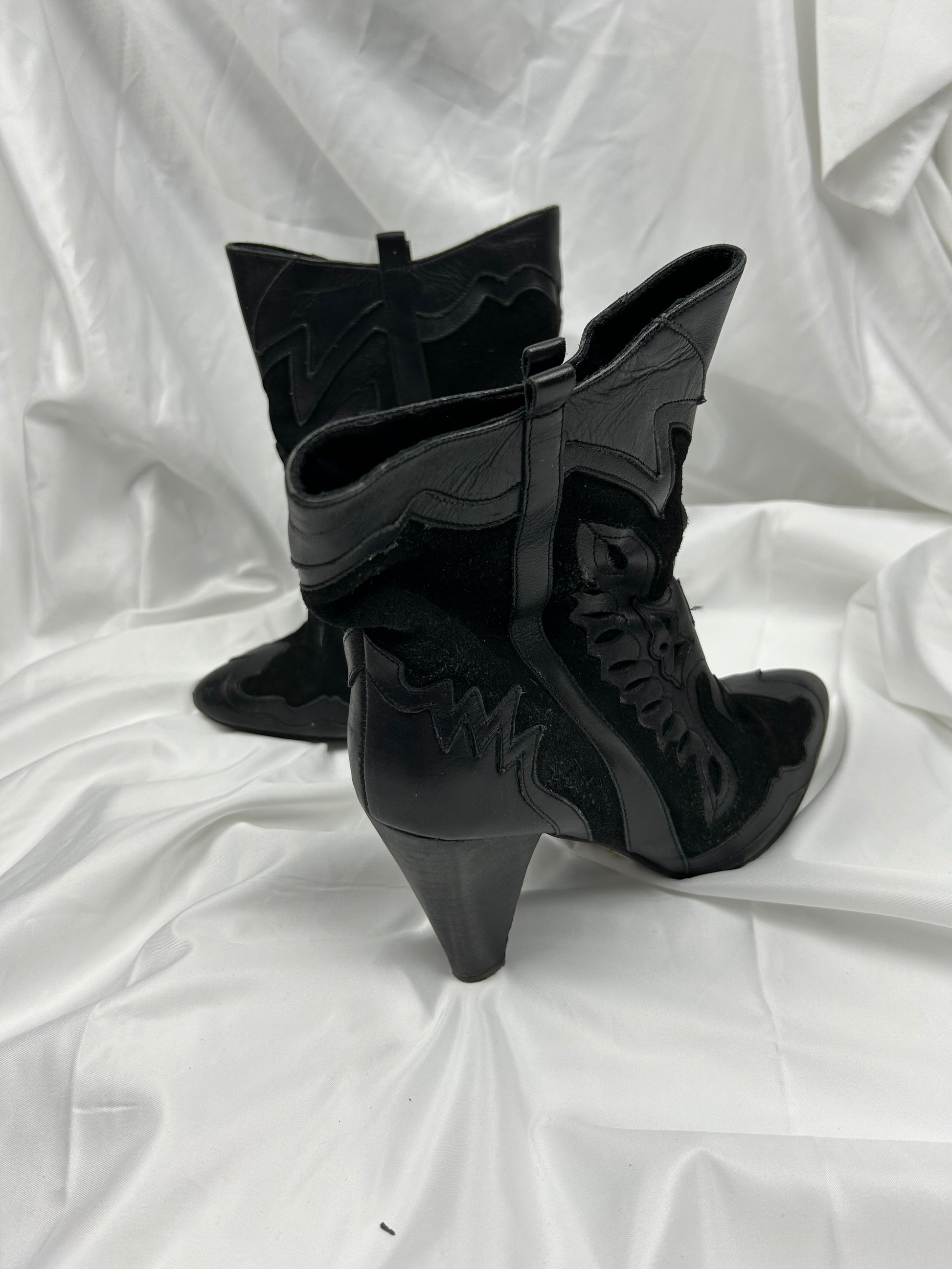 Black pointed  toes cow boy boots shoes (36)