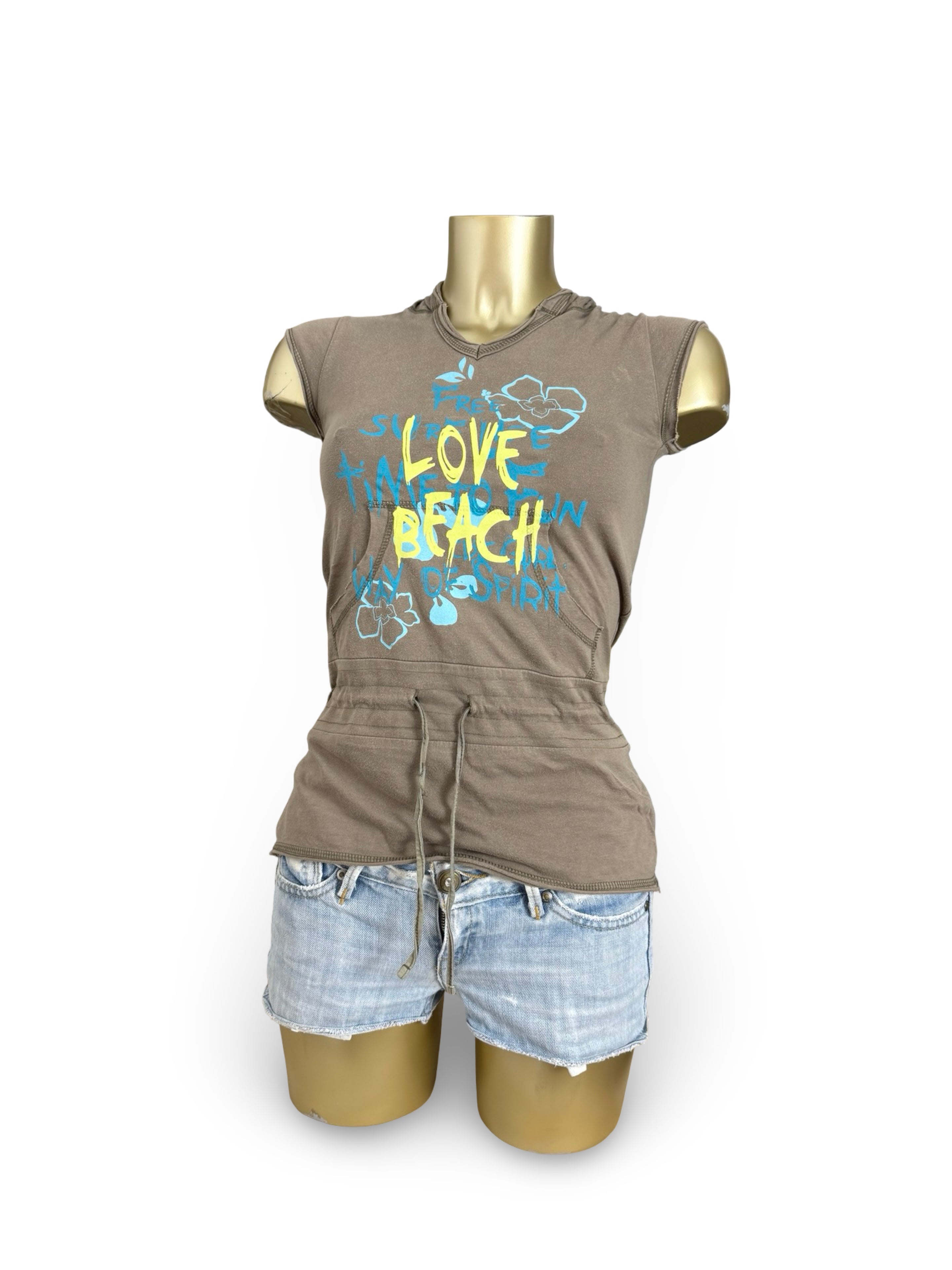 Khaki hooded graphic tee (M)