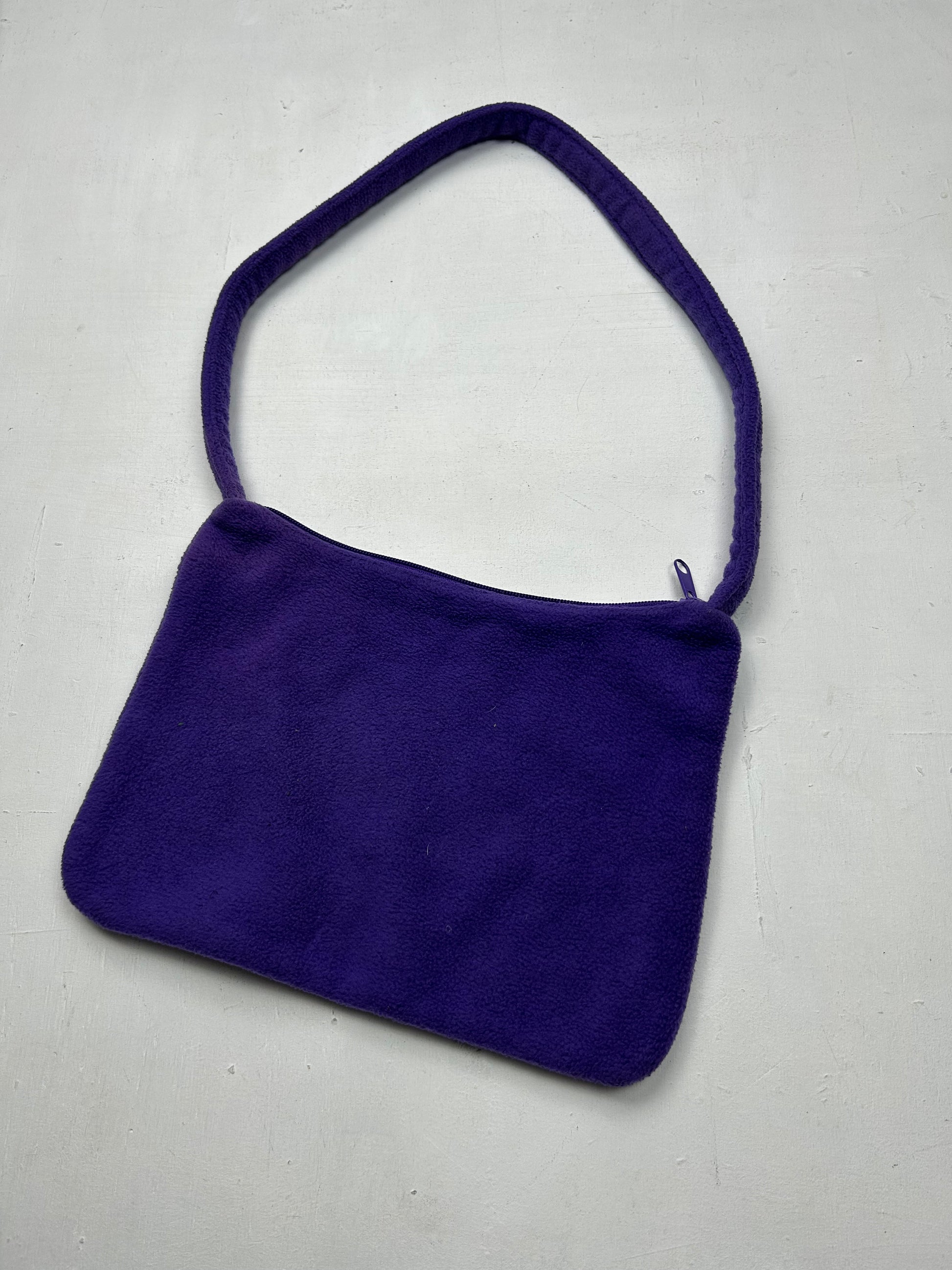 Purple fleece embroidered besace shoulder bag