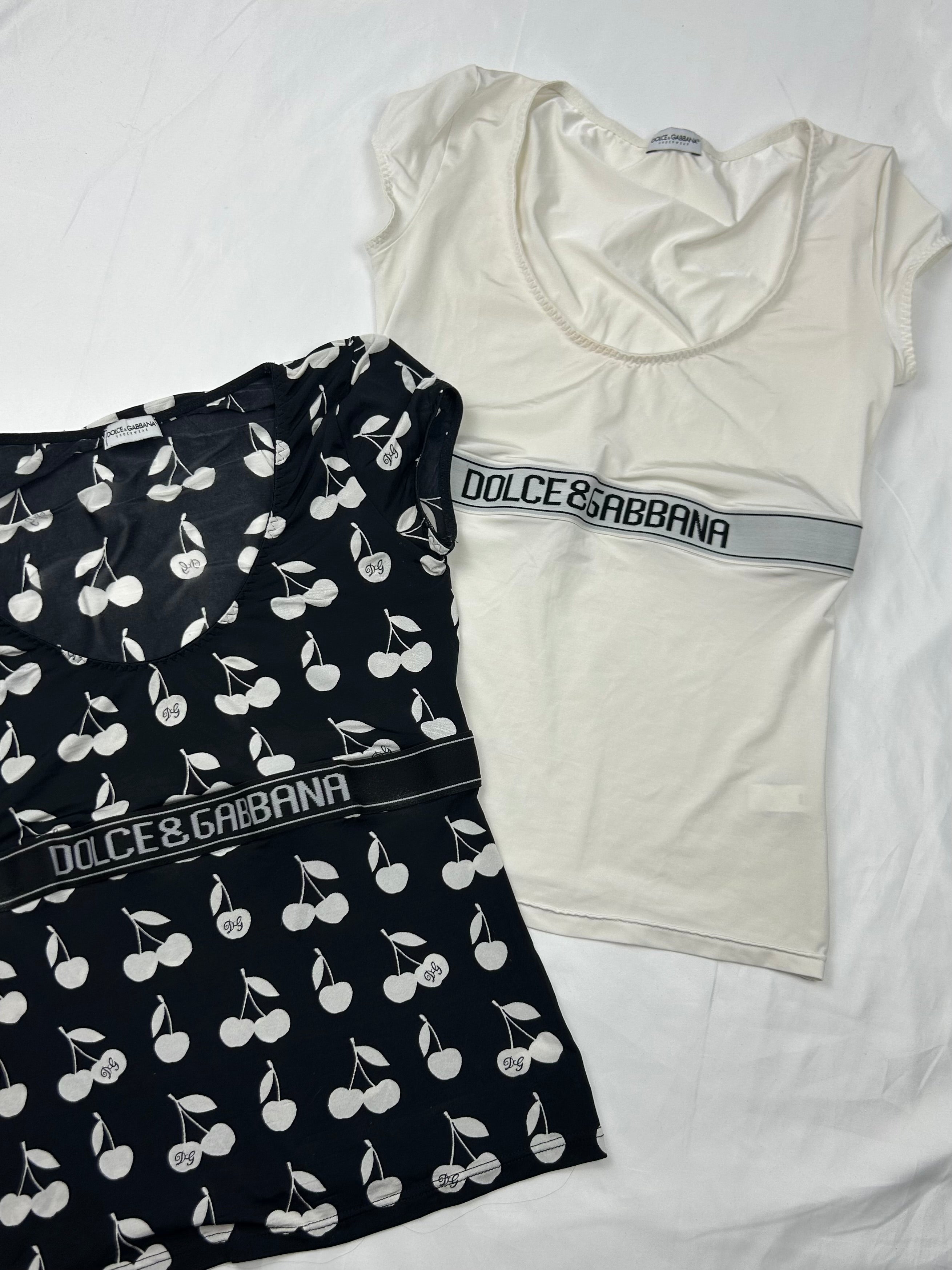 Lycra logo stretchy tee