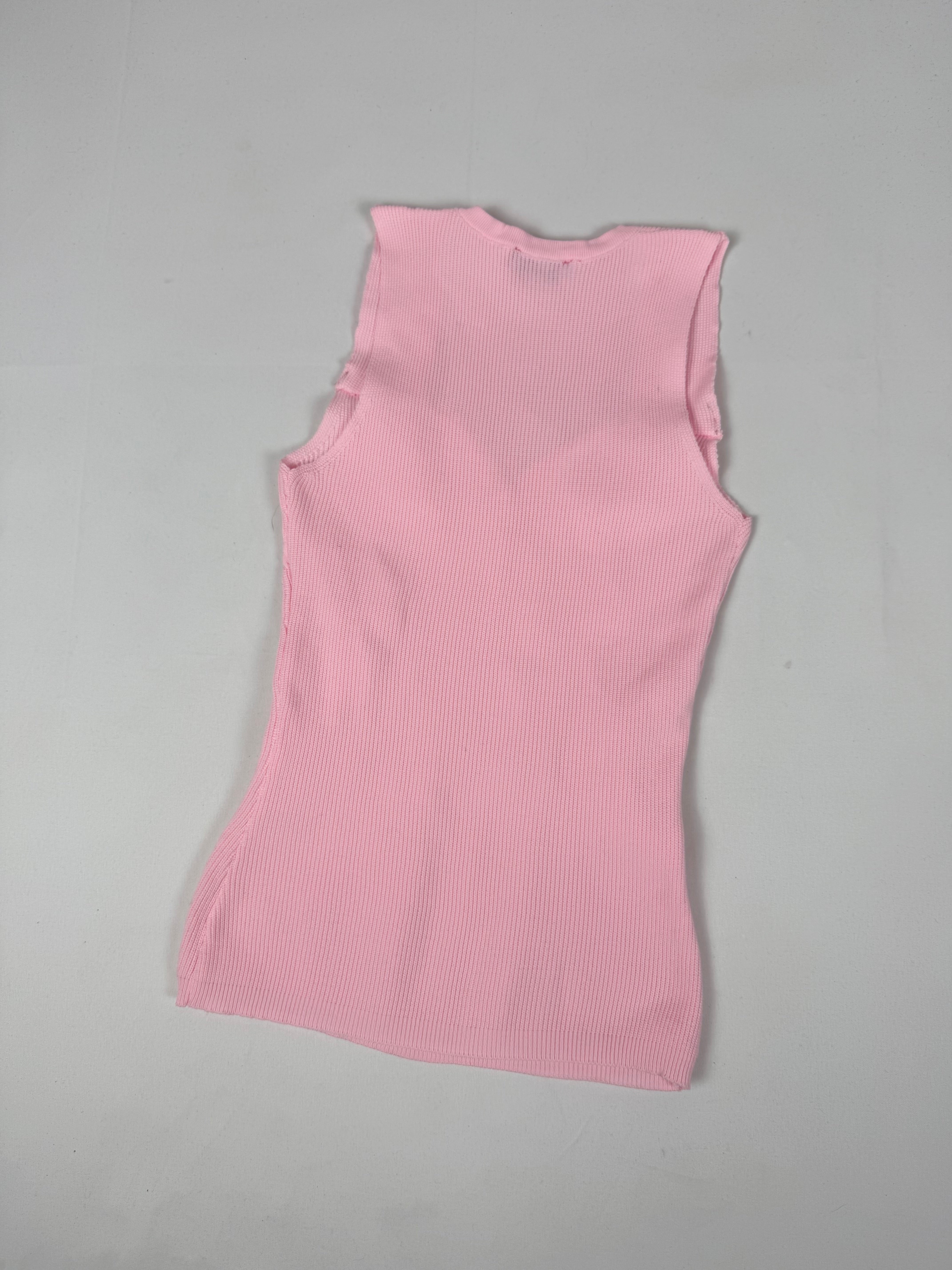 Pink knitted tight fit tank top (XS)