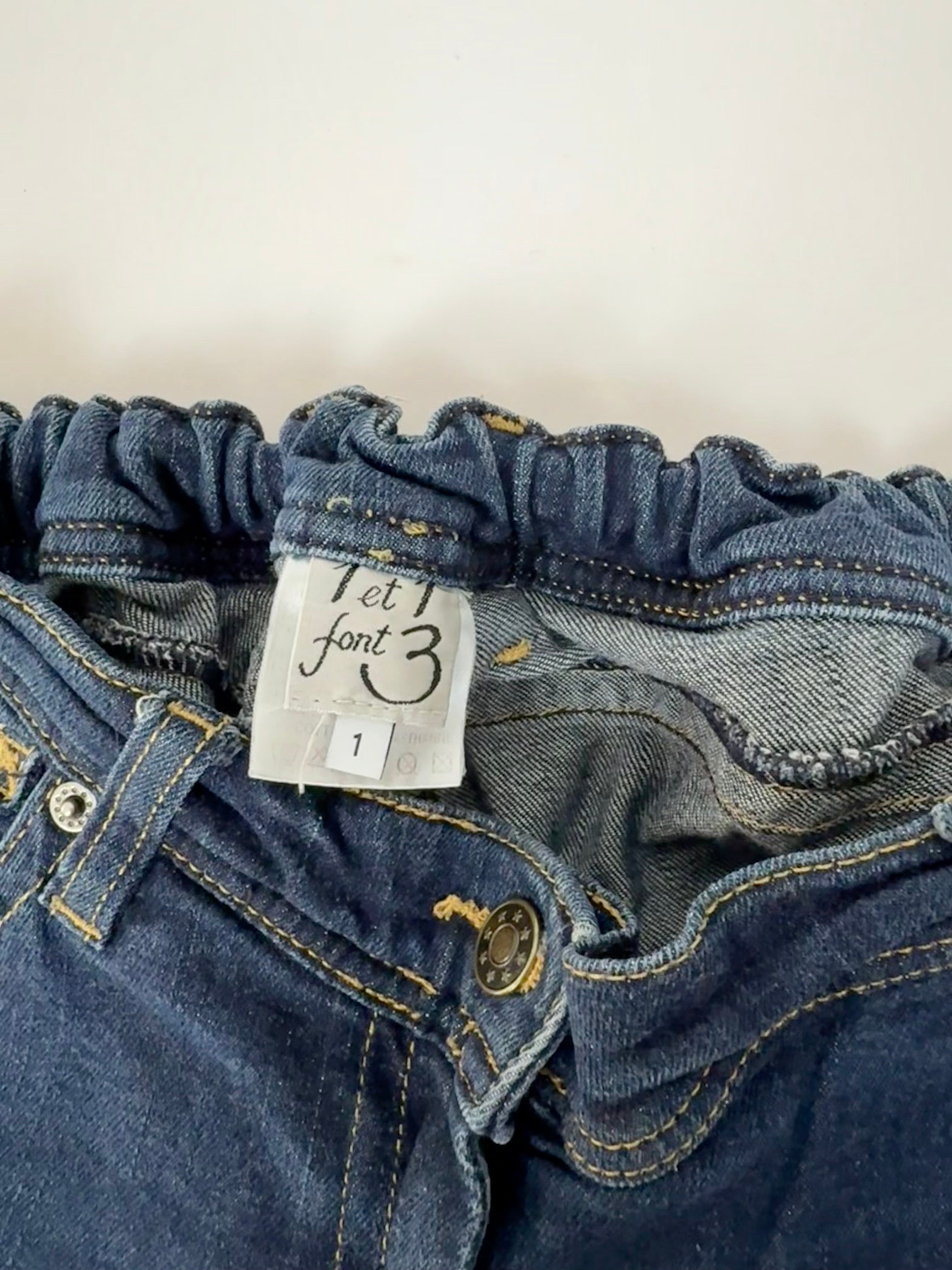 Navy denim ultra low rise capri pants (S)