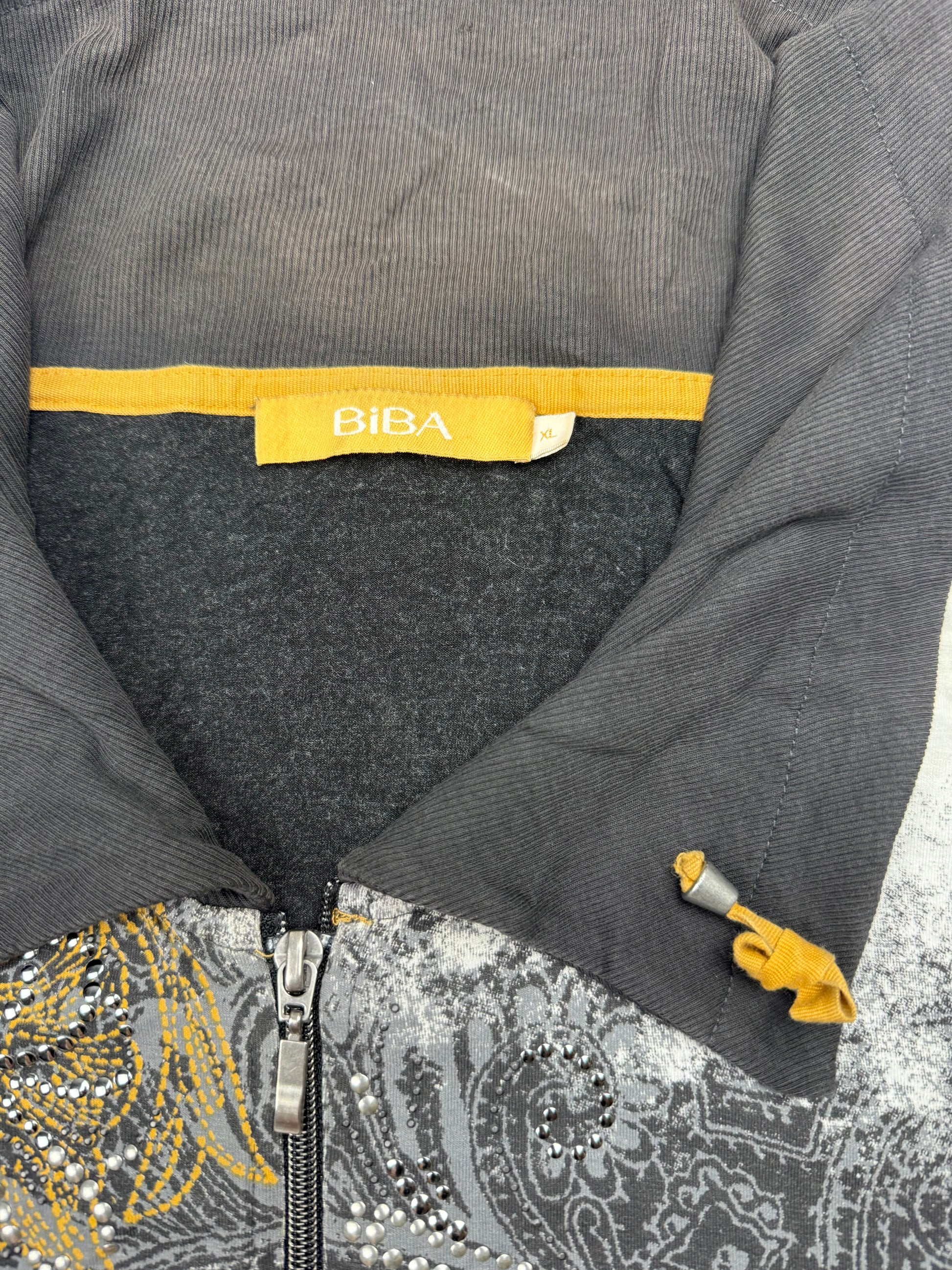 Black patchwork zip up sweatshirt (XXL)