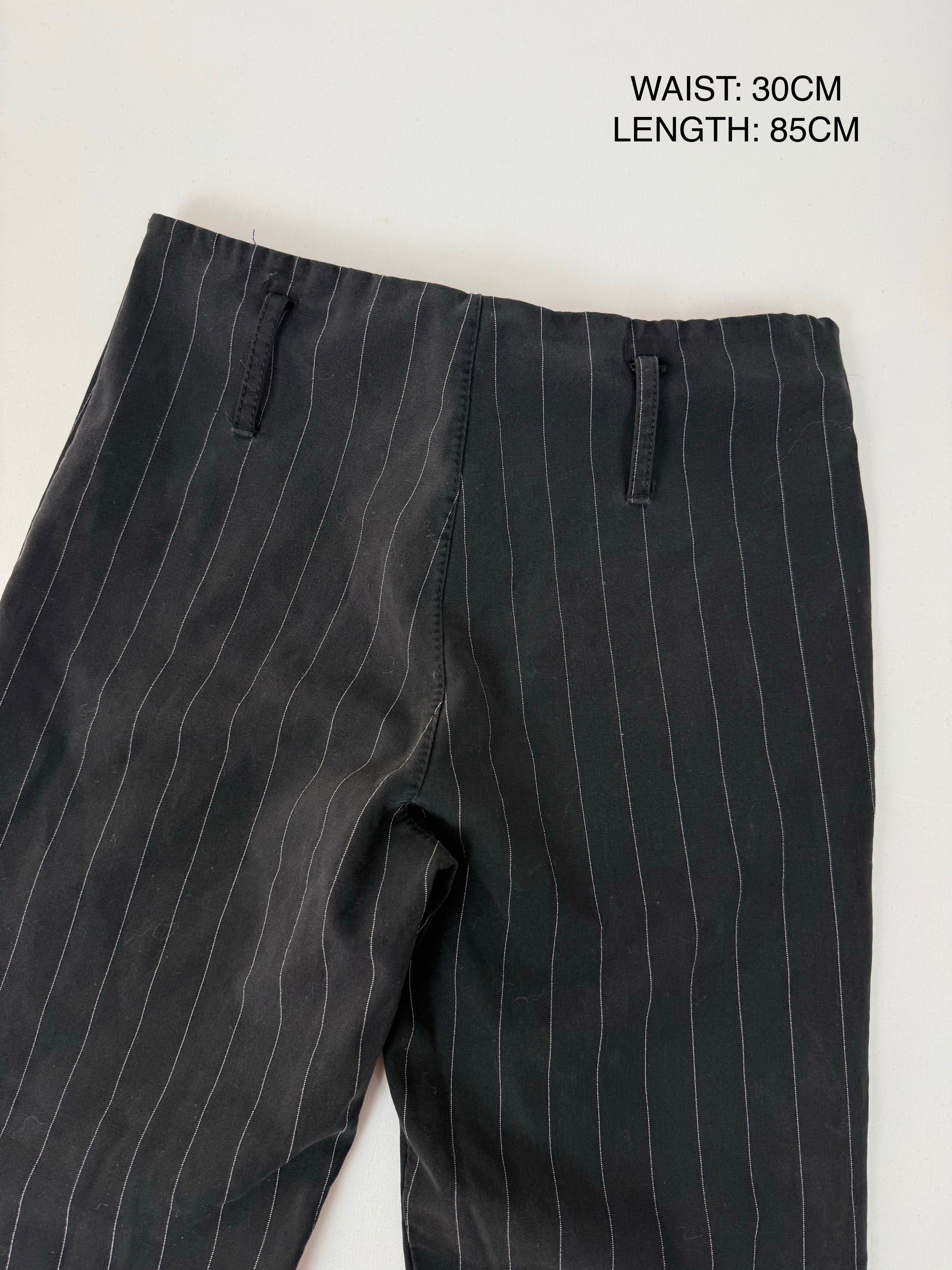 Black office capri pants (XS)