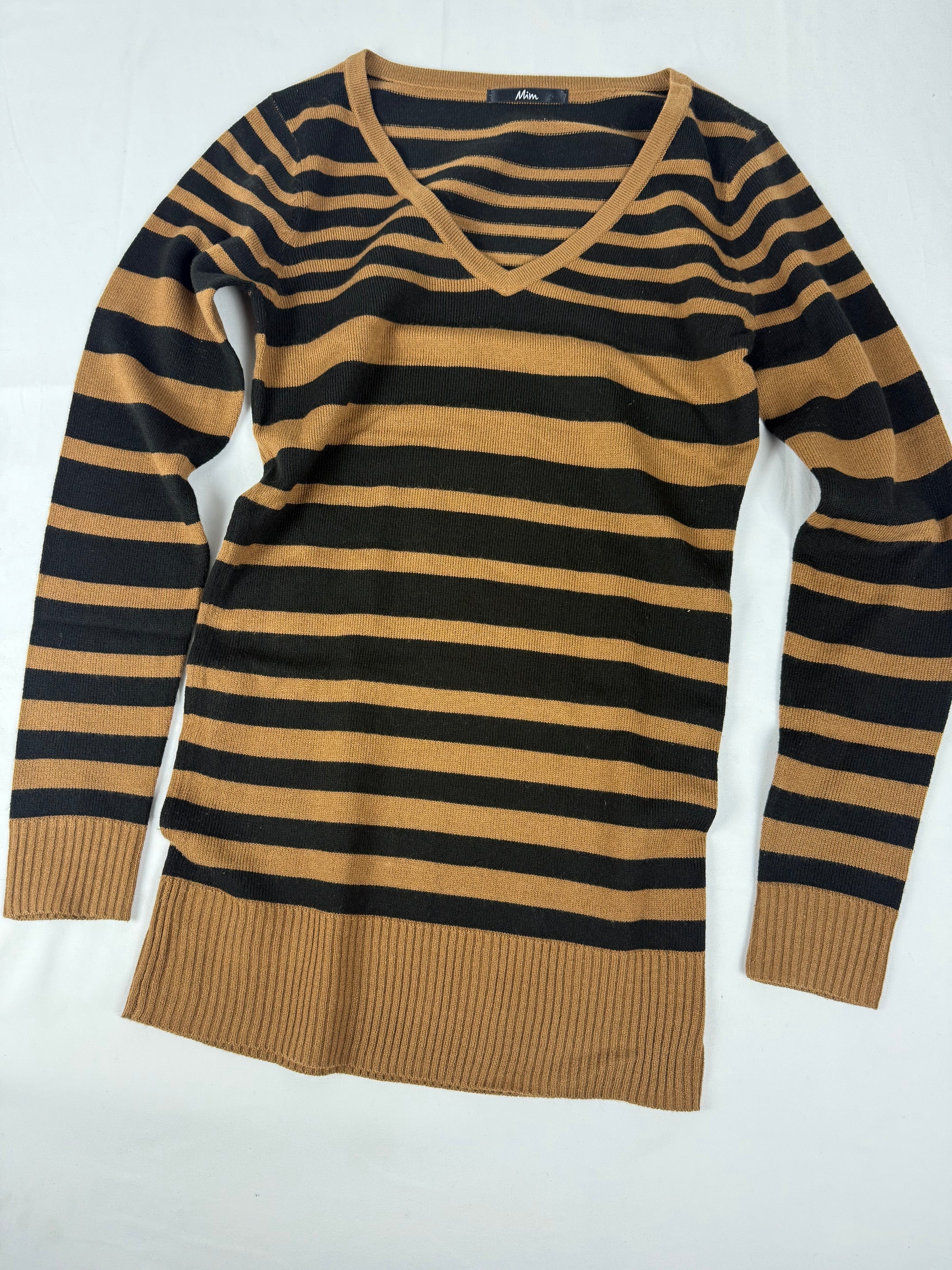 Beige striped super soft V neck jumper (S)